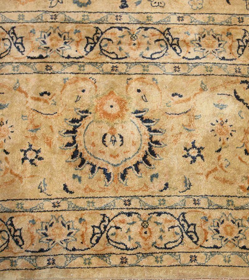 Antique Persian Kashan Rug, Country of Origin / Rug Type: Persian Rugs, Circa Date: 1920 – Size: 13 ft 6 in x 20 ft 6 in (4.11 m x 6.25 m).