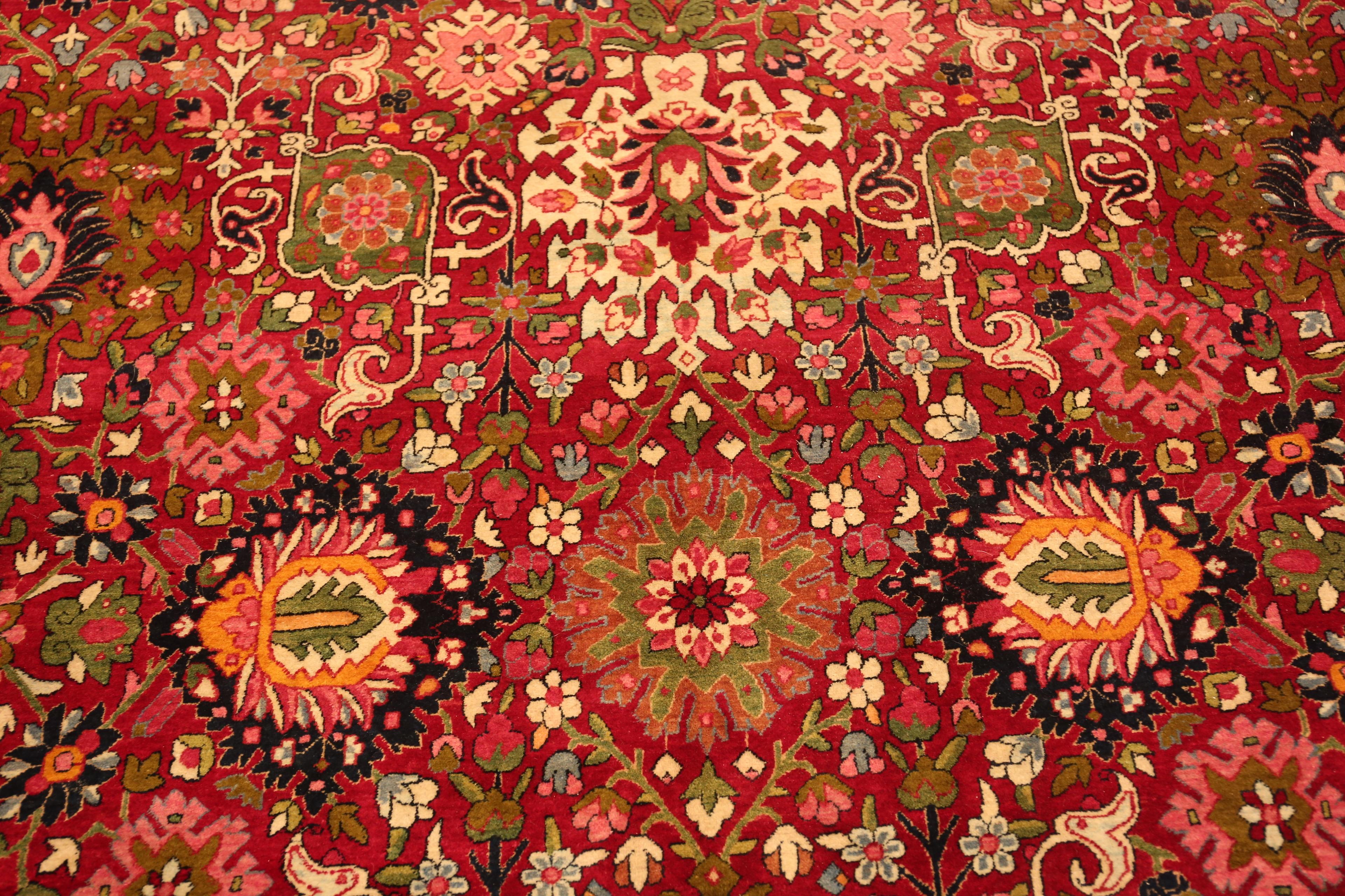Tapis persan ancien de Kerman. Taille : 11 ft 10 in x 20 ft Bon état - En vente à New York, NY