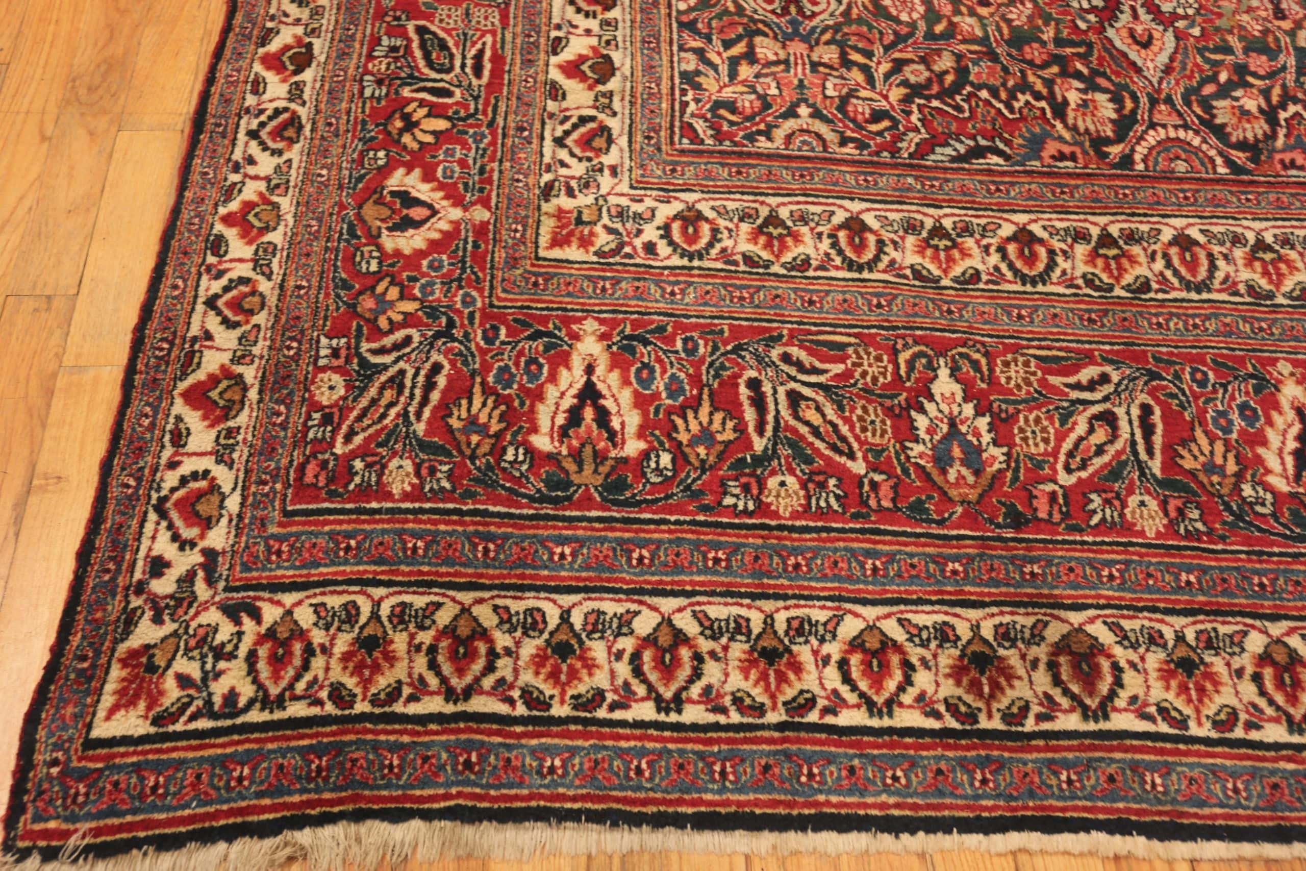 Large Antique Persian Khorassan Rug. 11 ft 10 in x 17 ft In Good Condition For Sale In New York, NY