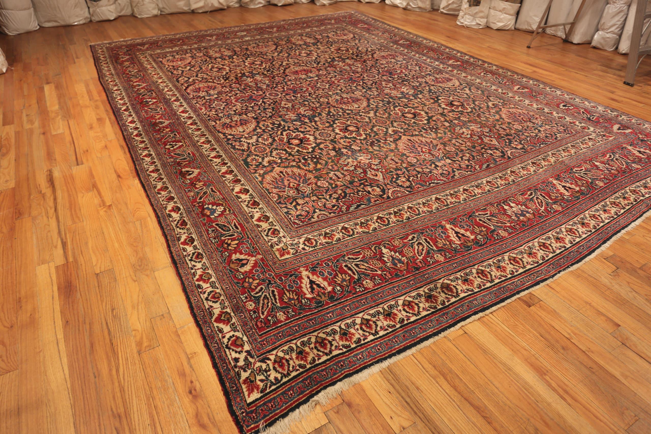 Large Antique Persian Khorassan Rug. 11 ft 10 in x 17 ft For Sale 1