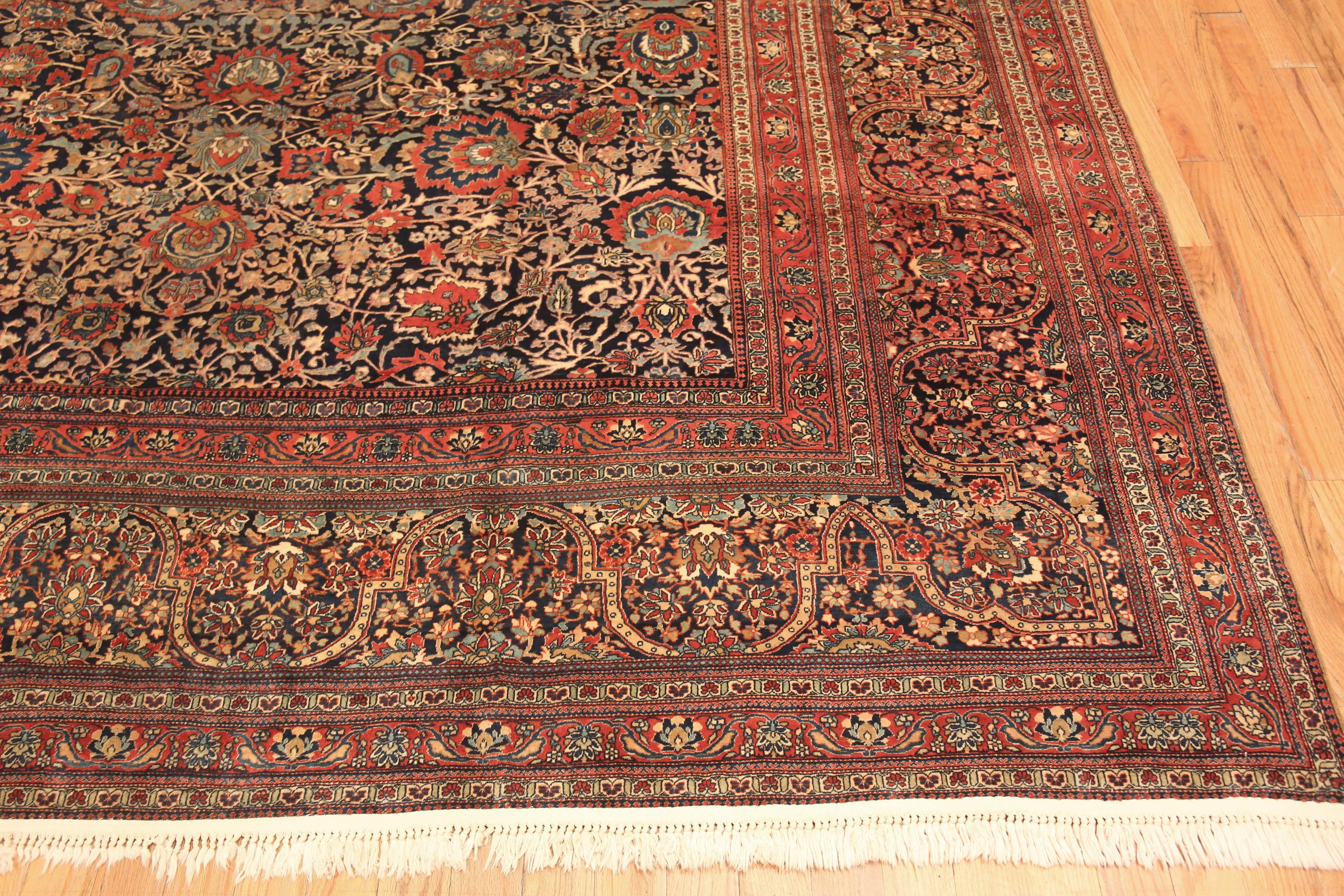 Antiker persischer Mohtasham Kashan Teppich. 11 Fuß x 18 Fuß 9 Zoll  (Persisch) im Angebot