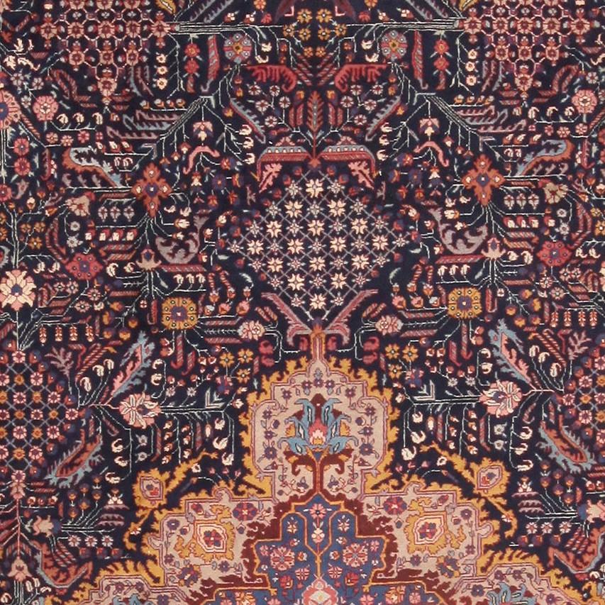 20th Century Large Antique Persian Senneh Area Rug. 13 ft x 17 ft 8 in For Sale