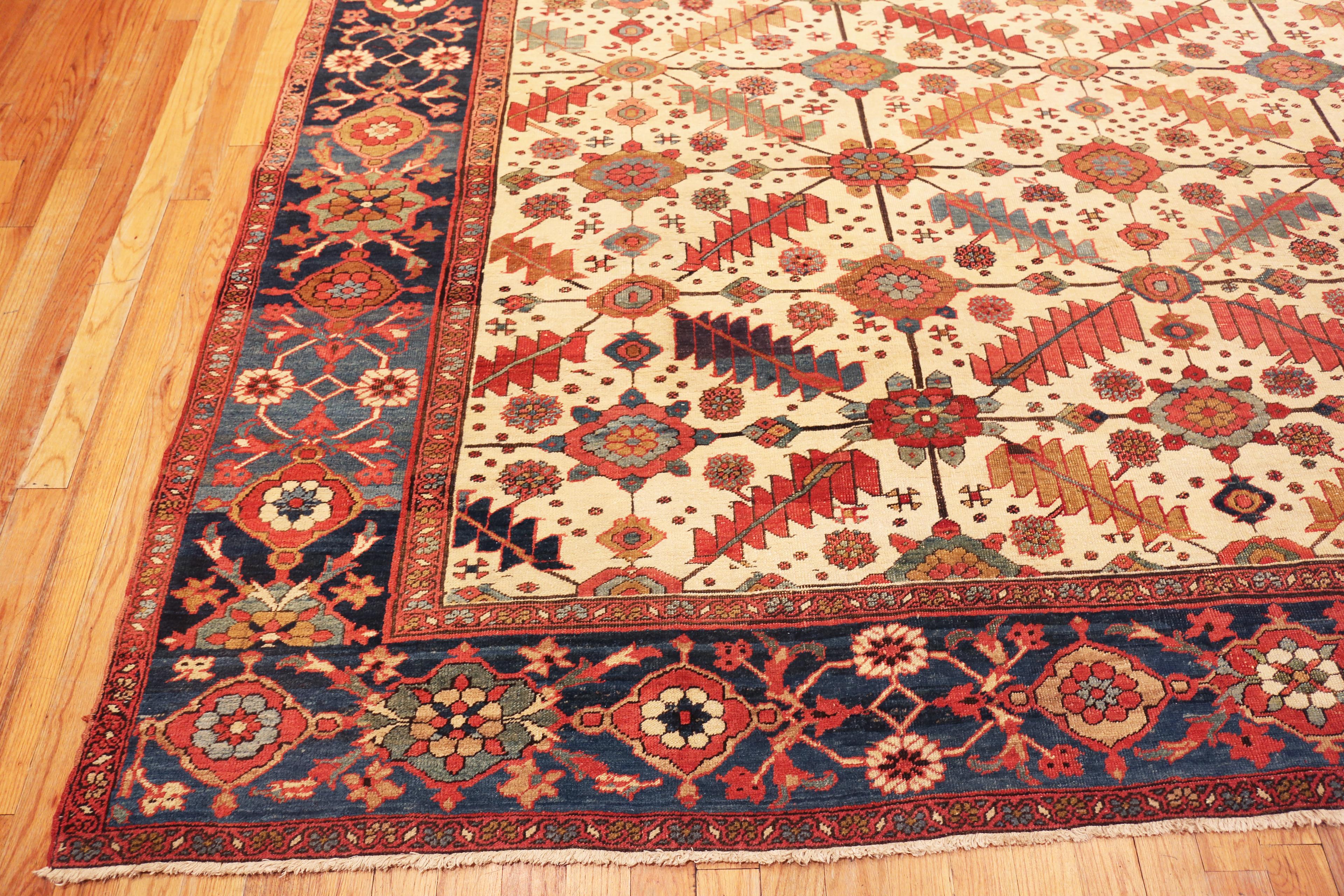 XX secolo Grande tappeto antico persiano Serapi. 11 ft 4 in x 19 ft 3 in in vendita