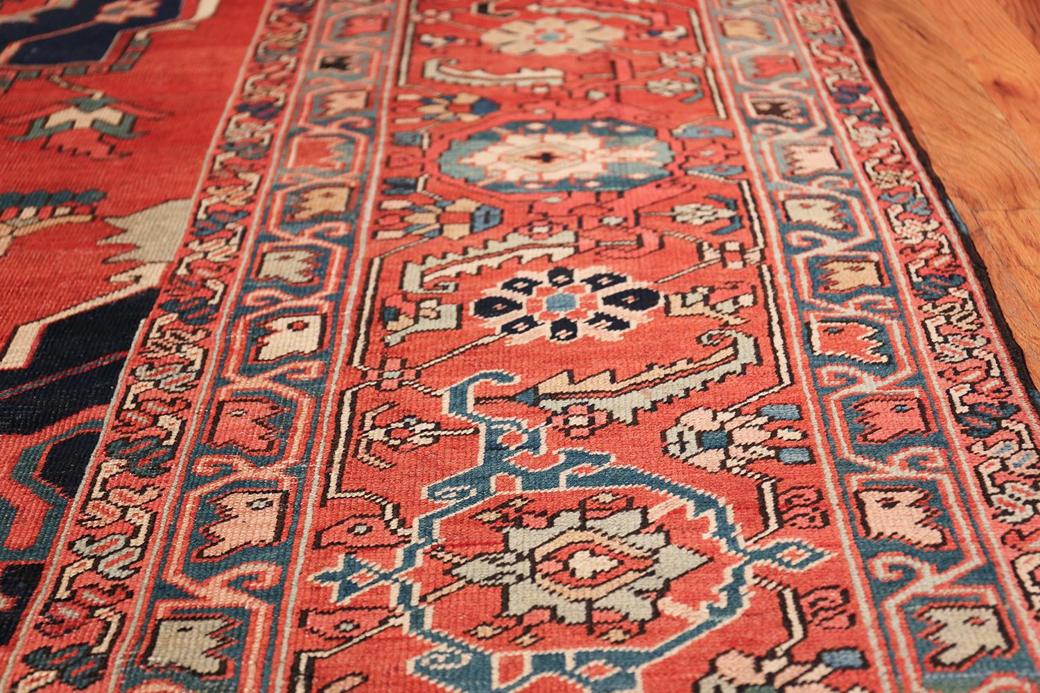 Large Antique Persian Serapi Rug In Excellent Condition In New York, NY