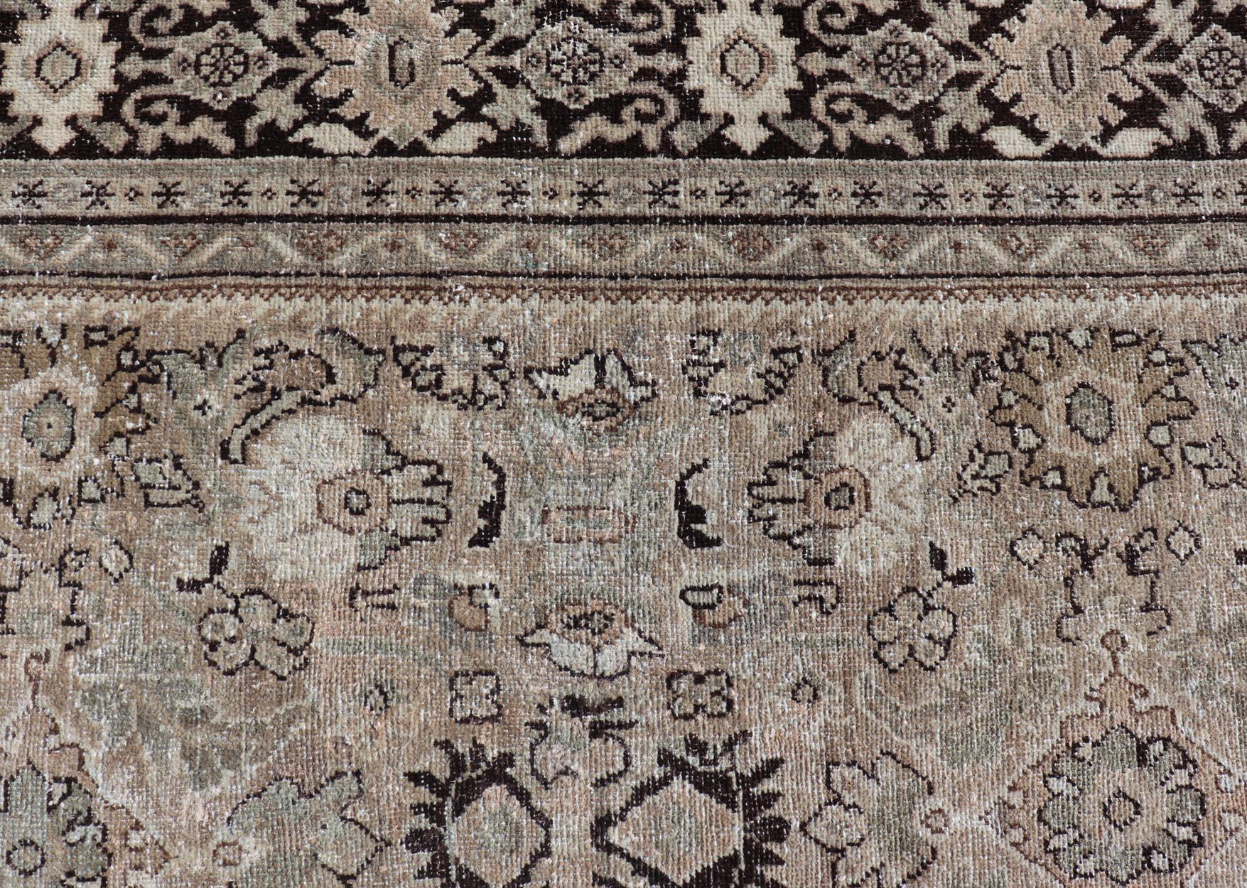 Großer antiker persischer Sultanabad-Mahal-Teppich mit subgeometrischem Rautenmuster im Angebot 4
