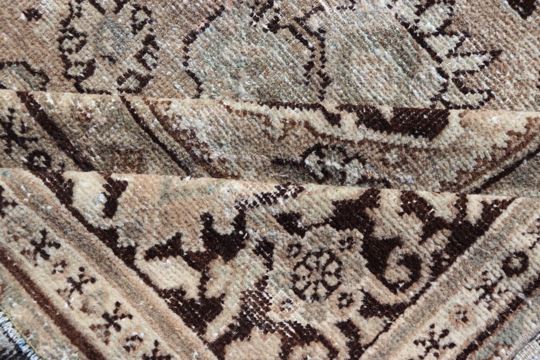 Großer antiker persischer Sultanabad-Mahal-Teppich mit subgeometrischem Rautenmuster im Angebot 10