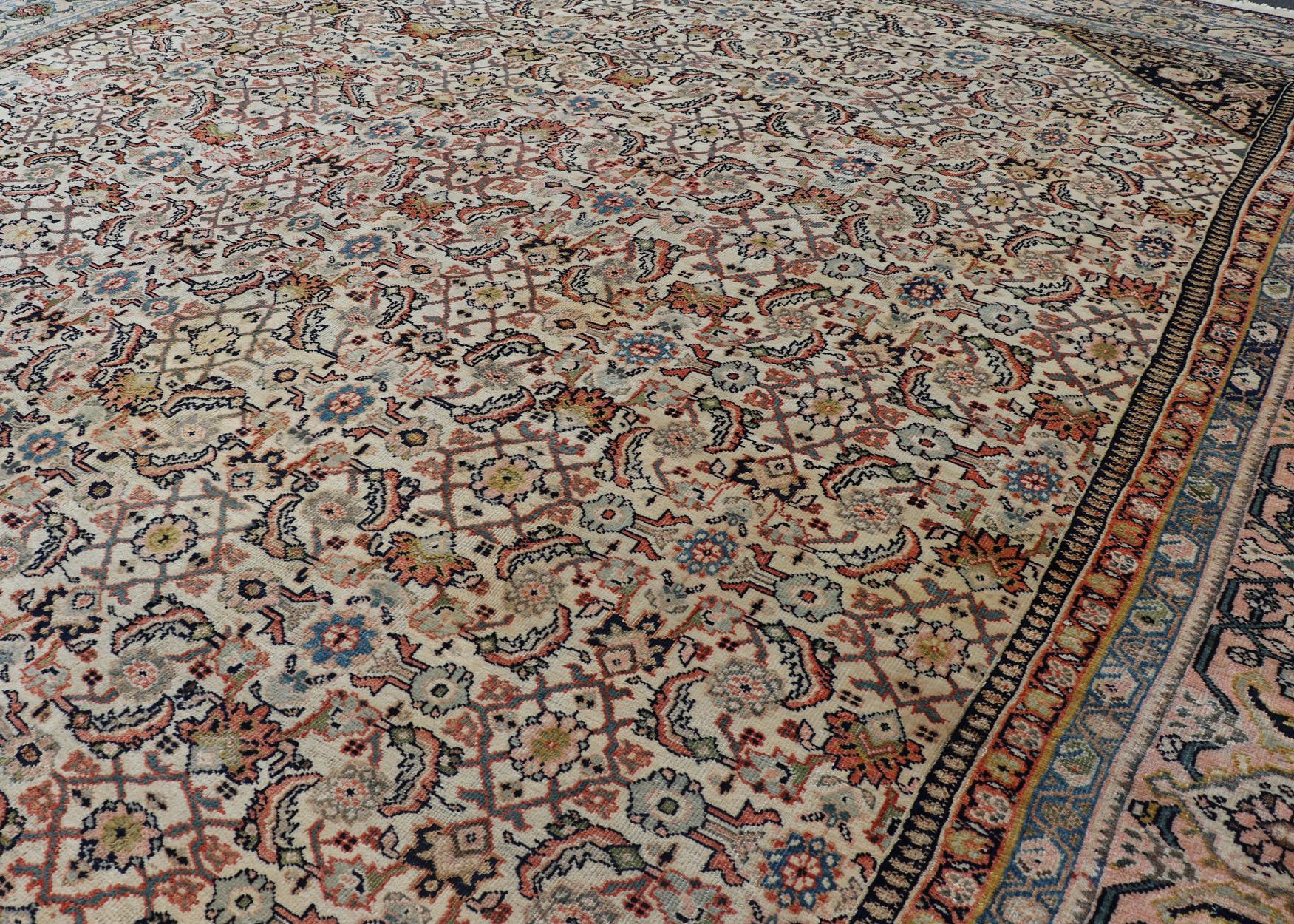 Large Antique Persian Sultanabad Rug in Ivory Background & All-Over Design For Sale 6