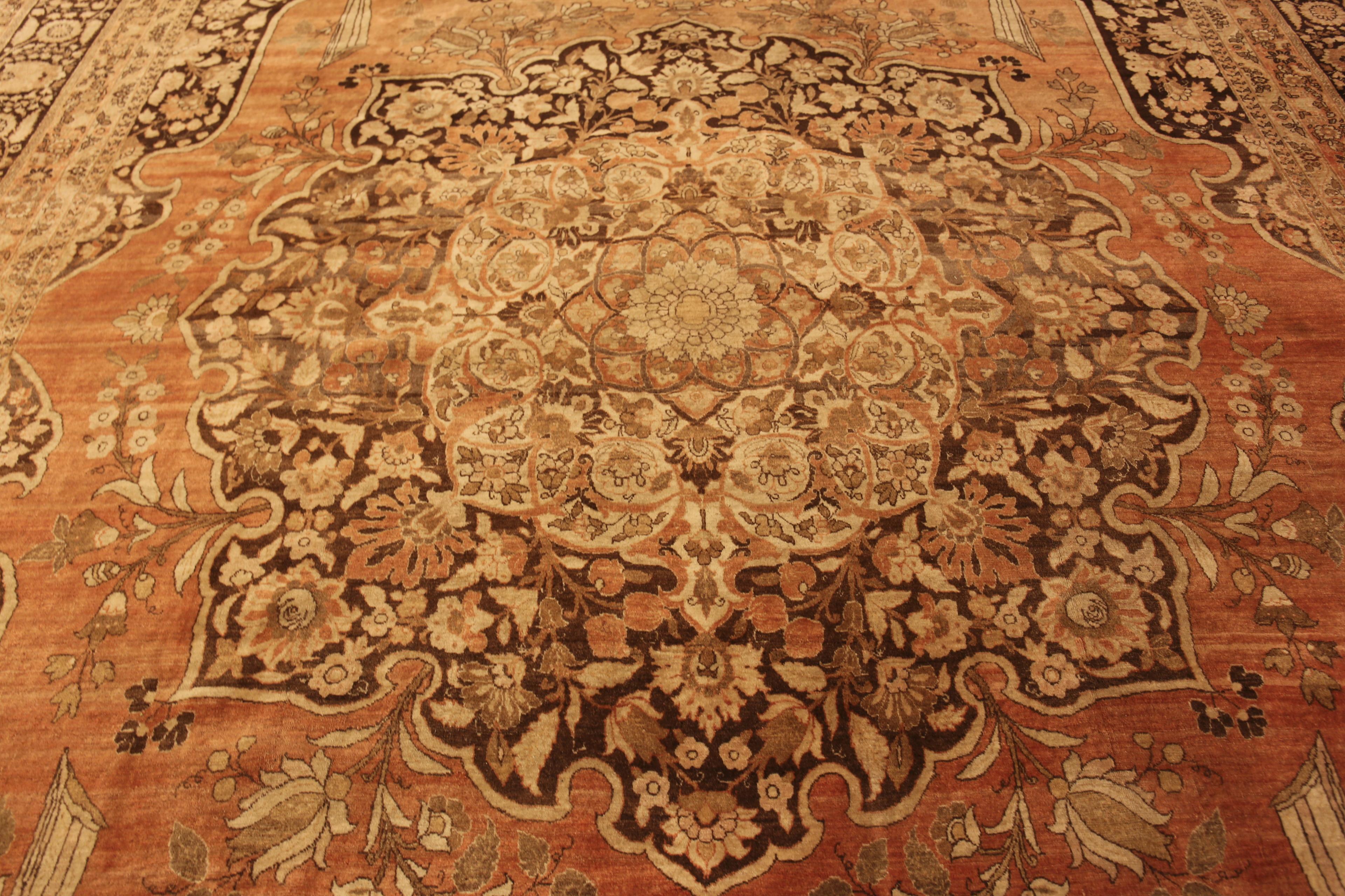 Wool Antique Persian Tabriz Area Rug. 12 ft 6 in x 18 ft 3 in For Sale