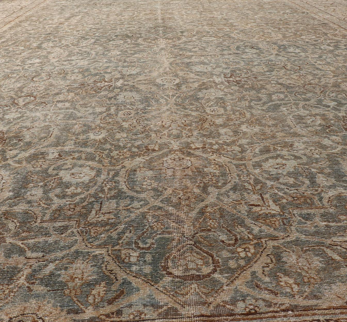 Großer antiker persischer Tabriz-Teppich, fein gewebt  Übergroßes geometrisches Design im Angebot 3