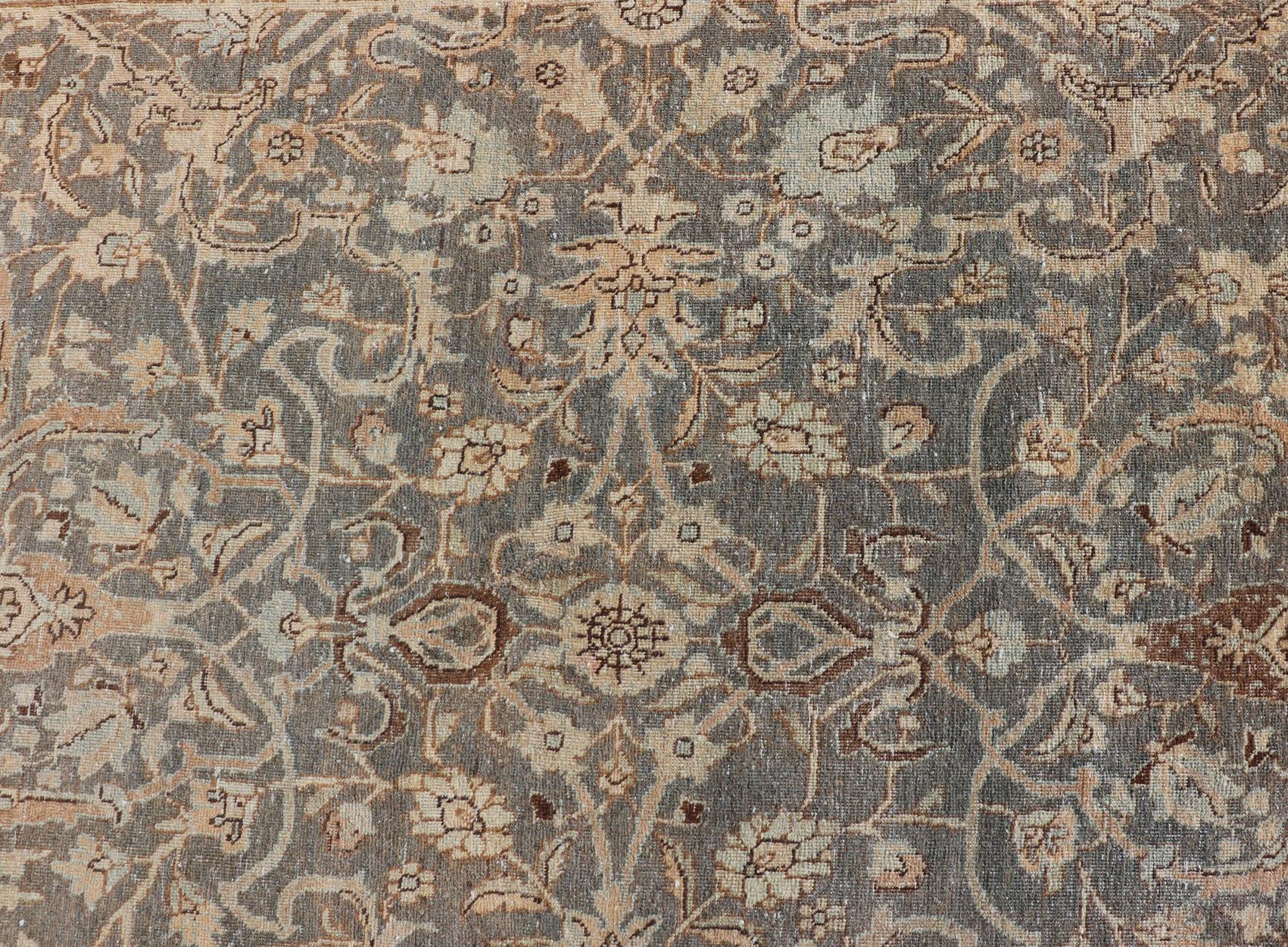 Großer antiker persischer Tabriz-Teppich, fein gewebt  Übergroßes geometrisches Design im Angebot 6