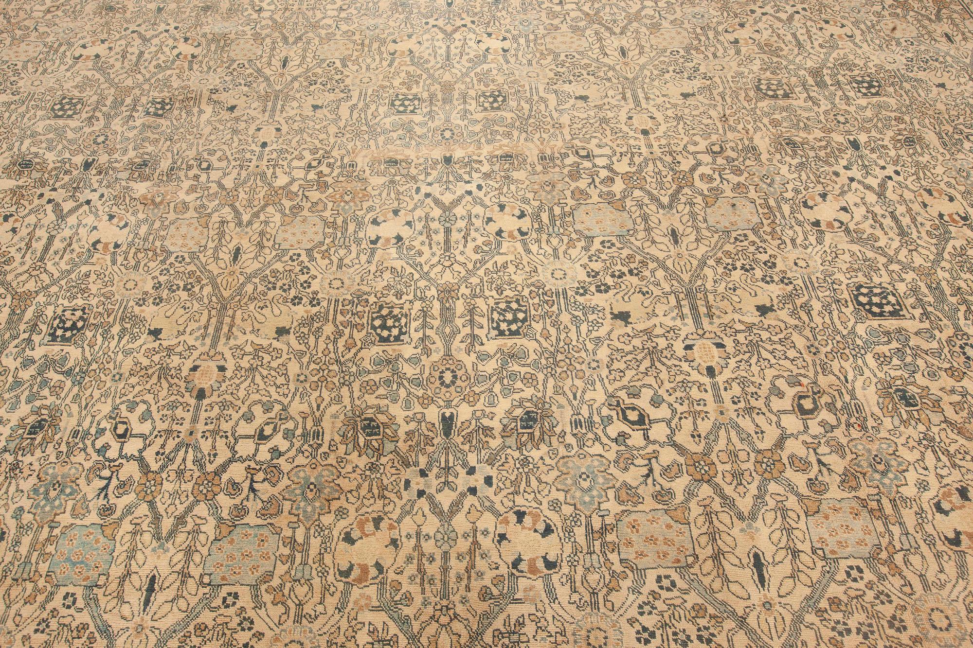 Large Antique Persian Tabriz rug
Size: 14'3