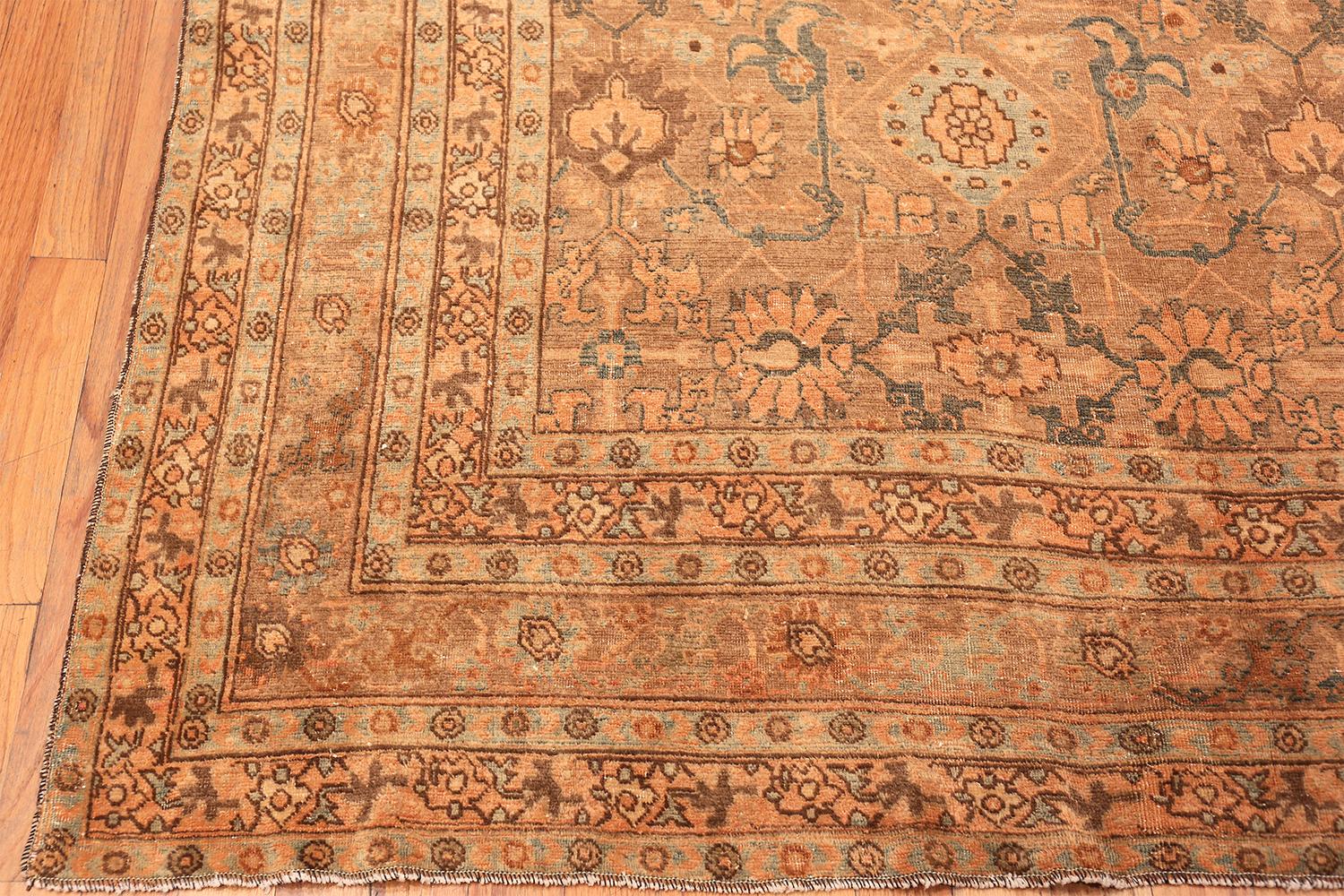 Noué à la main Tapis persan ancien de Tabriz. 11 pieds 3 po. x 16 pieds 4 po. en vente