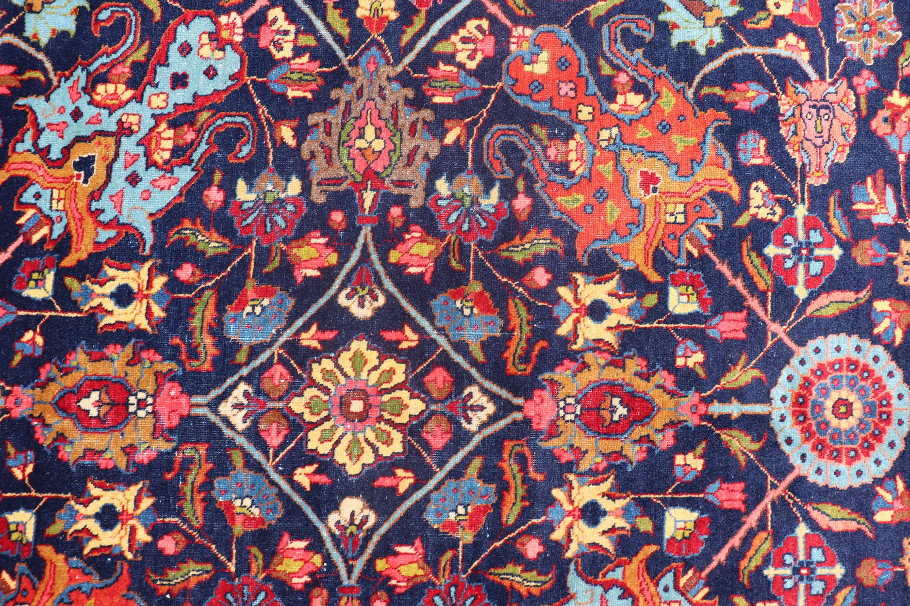Grand tapis persan ancien de Tabriz avec motifs sous-géométriques et colorés en vente 6