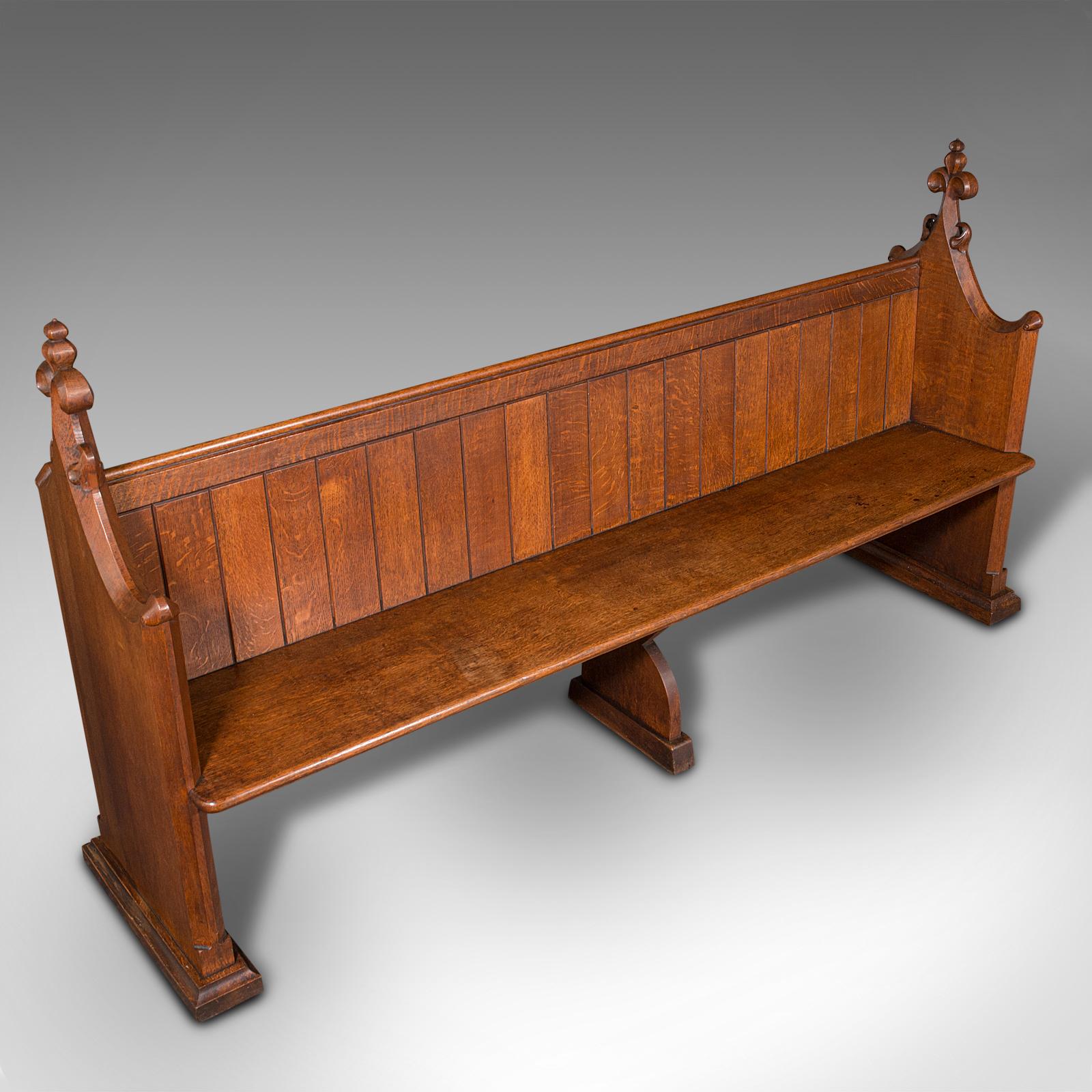 Large Antique Pew, Scottish, Oak, Ecclesiastic, Bench Seat, After Pugin, C.1850 In Good Condition For Sale In Hele, Devon, GB