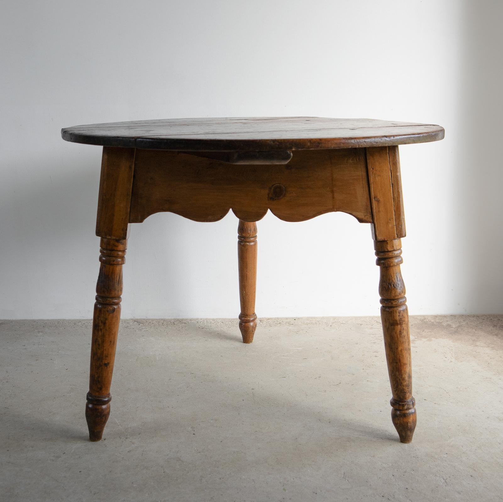 Large Antique Pine Cricket Table With Shaped Apron & Turned Legs, Welsh 19Th C. For Sale 7