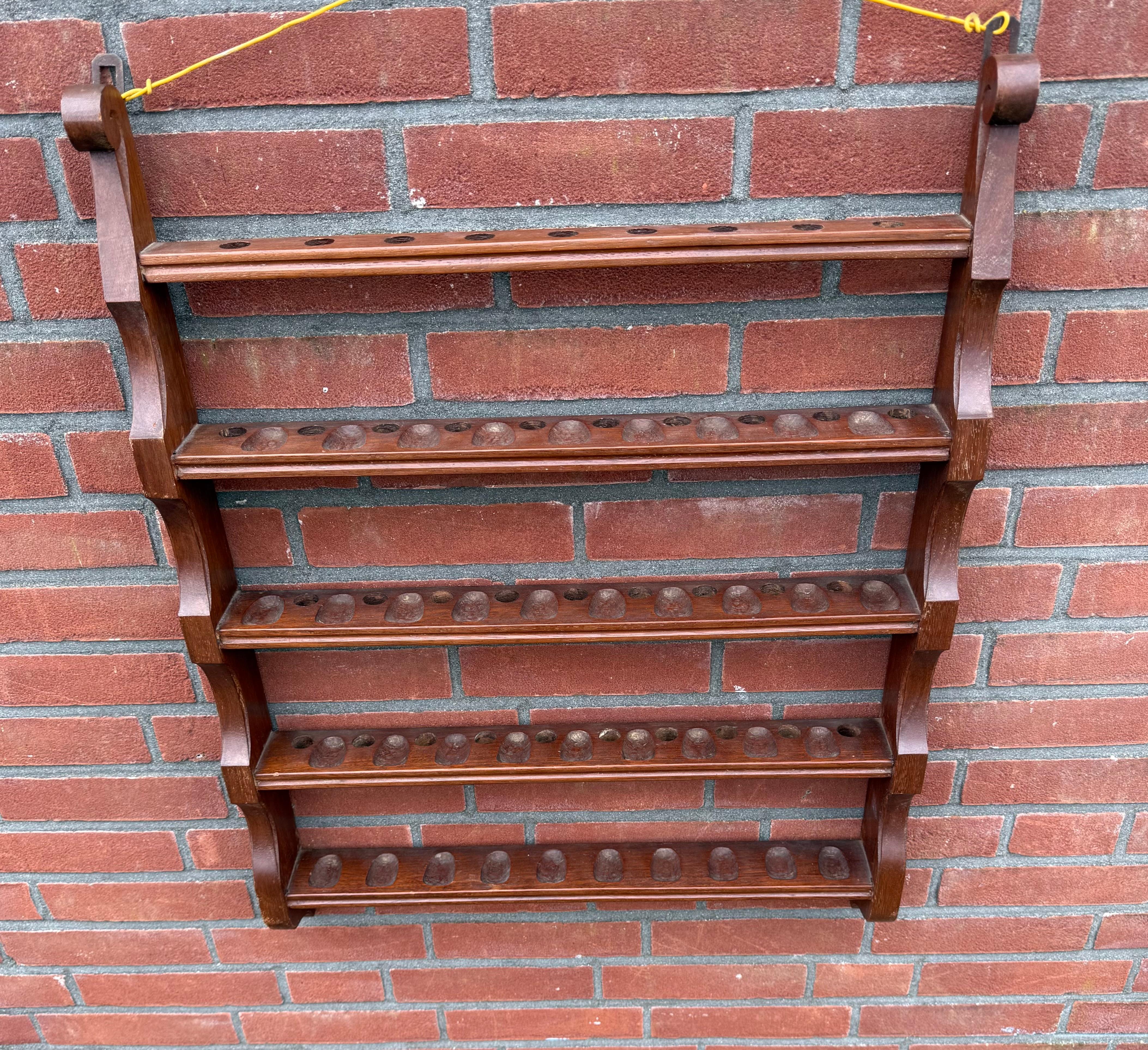 Large Antique Pipe Wall Rack & Antique Pipe Stand w. Barrel & Many Carved Pipes For Sale 4