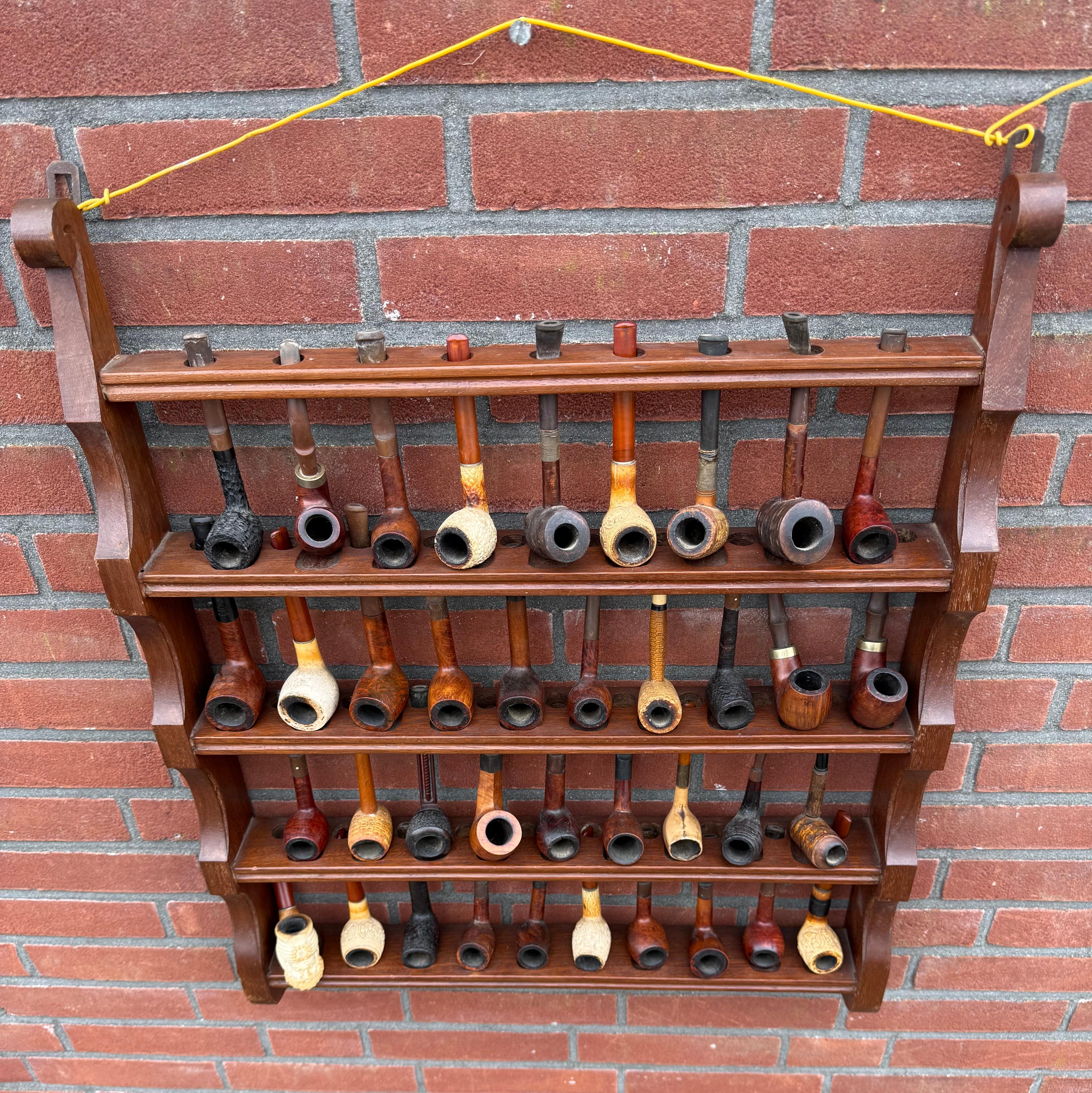 Large Antique Pipe Wall Rack & Antique Pipe Stand w. Barrel & Many Carved Pipes For Sale 5