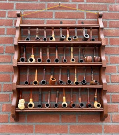 Perchero de Pared para Tuberías Antiguas y Soporte para Tuberías Antiguas c. Barril y muchas pipas talladas