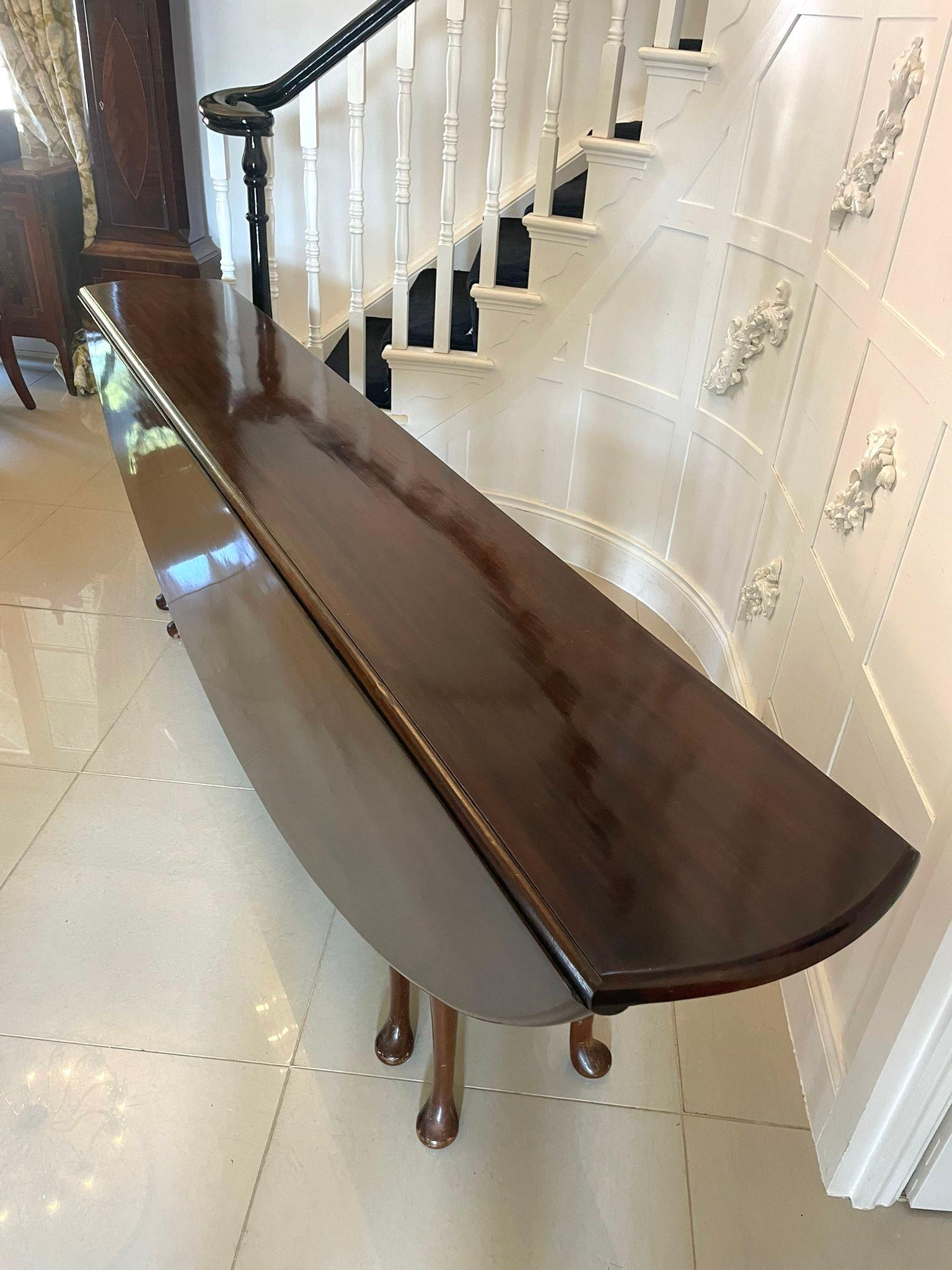 Large Antique Quality Figured Mahogany Irish Wake/Dining Table 72 x 242 x 144 cm 1