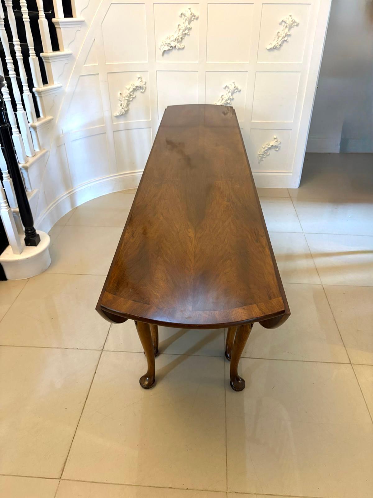 Large Antique Quality Figured Walnut 10 Seater Wake Dining Table For Sale 9