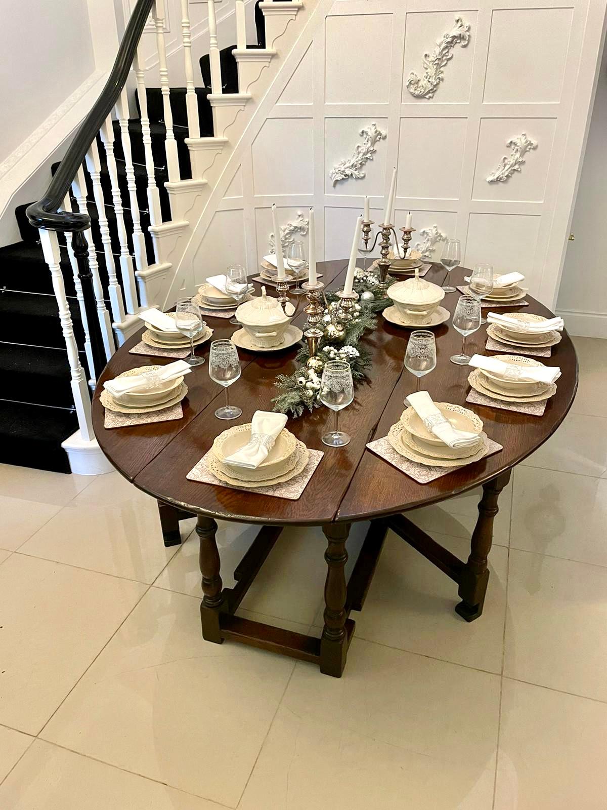 20th Century Large Antique Quality Oak Gateleg Dining Table