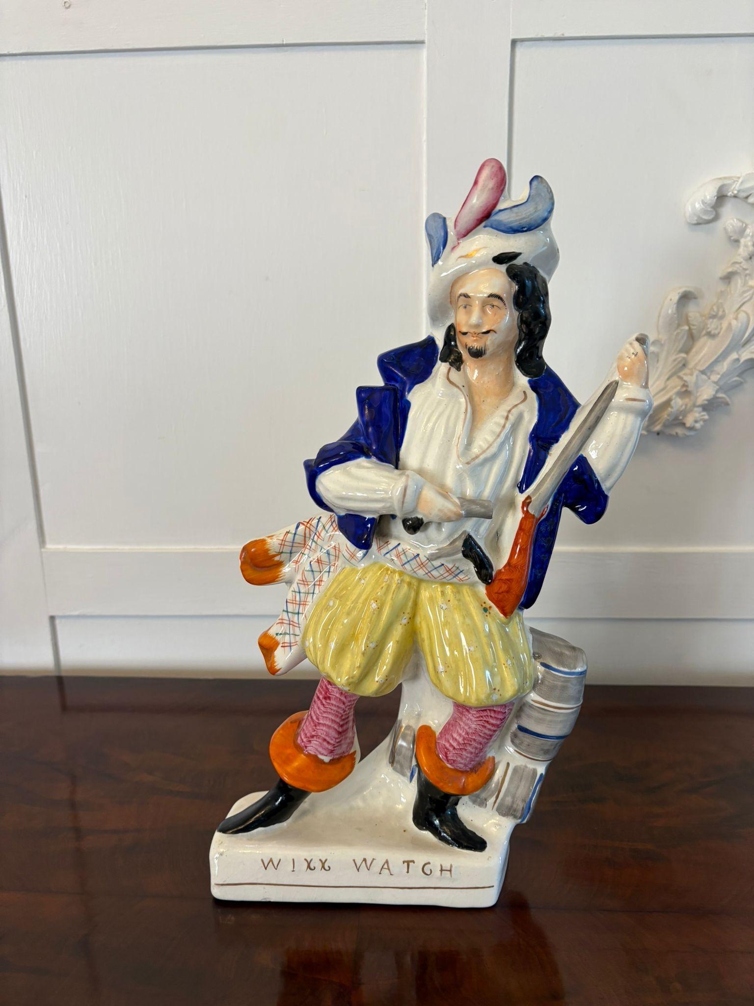 Grande figura antica di qualità dello Staffordshire con retro piatto di Will Watch Contrabbandiere in vendita 3