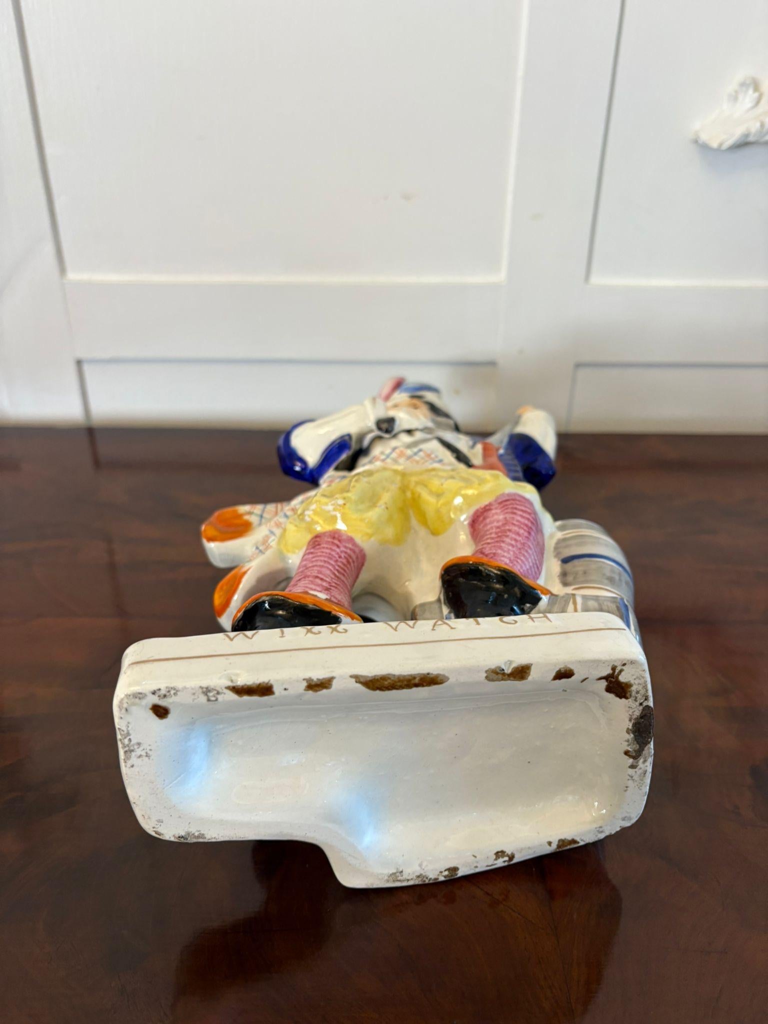 Vittoriano Grande figura antica di qualità dello Staffordshire con retro piatto di Will Watch Contrabbandiere in vendita