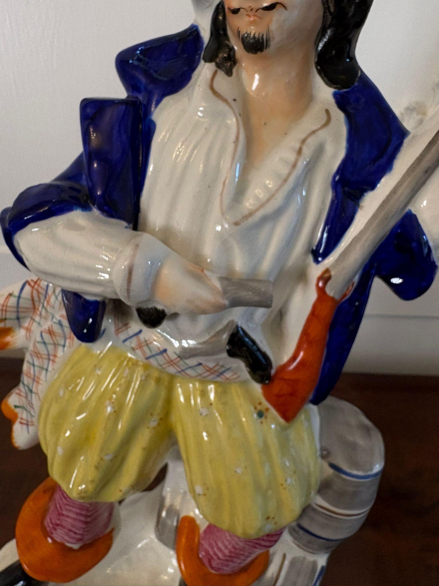 Grande figura antica di qualità dello Staffordshire con retro piatto di Will Watch Contrabbandiere in vendita 1