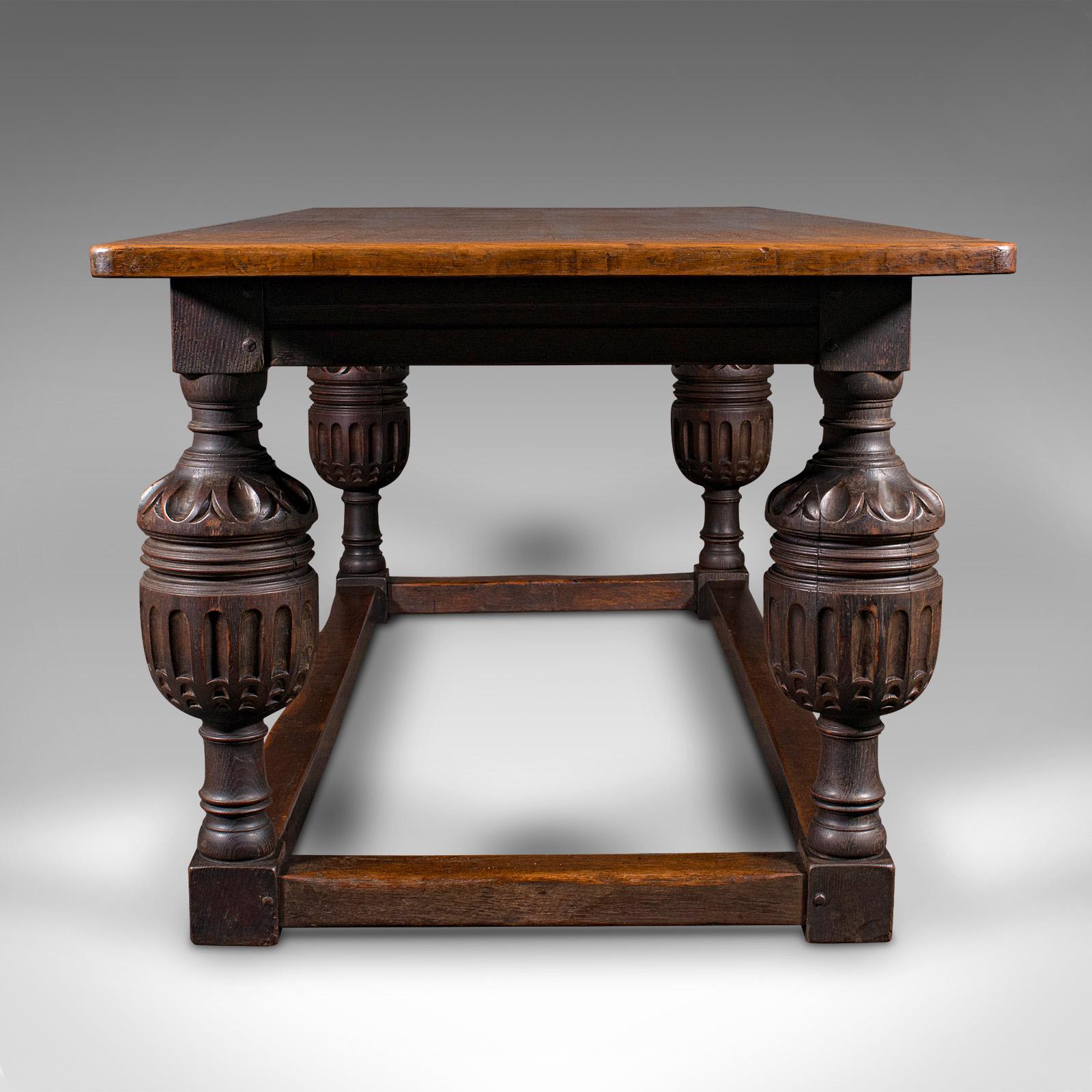 Écossais Grande table de réfectoire ancienne, écossaise, chêne, 6 à 8 places, goût gothique, victorien