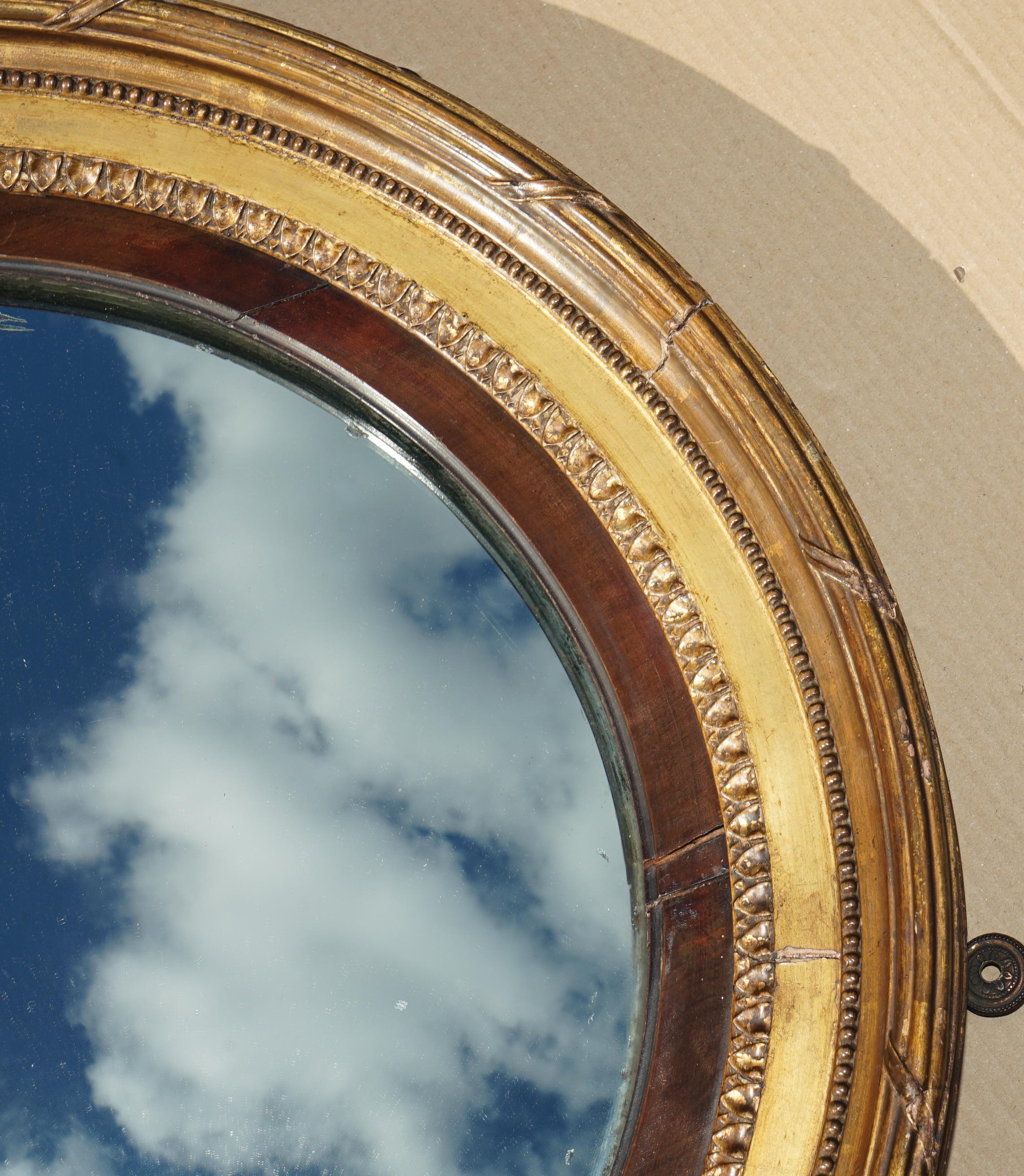 English LARGE ANTIQUE REGENCY CIRCA 1815 GiLTWOOD FRAMED CONVEX BUTLERS WALL MIRROR