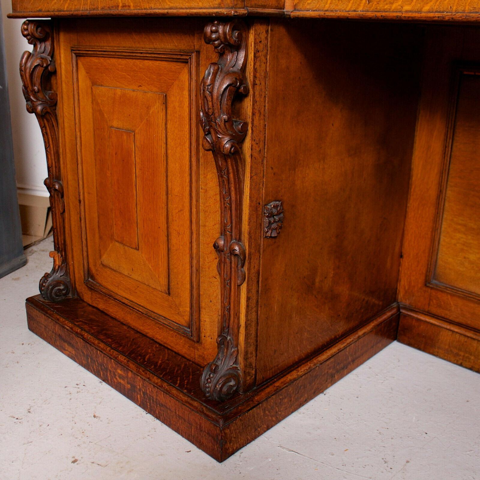 Large Antique Reverse Breakfront Oak Sideboard Desk In Good Condition For Sale In Newcastle upon Tyne, GB
