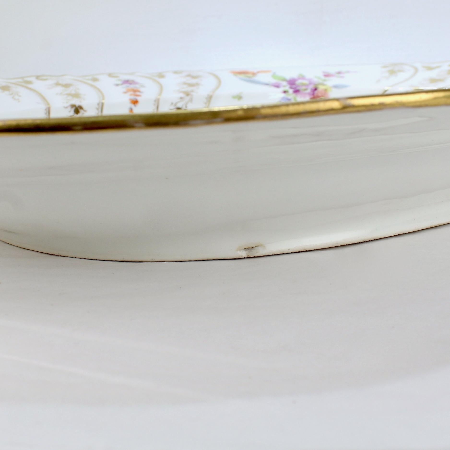 XIXe siècle Grand plat ancien en porcelaine de Dresde Richard Klemm avec décor Deutsche Blumen en vente