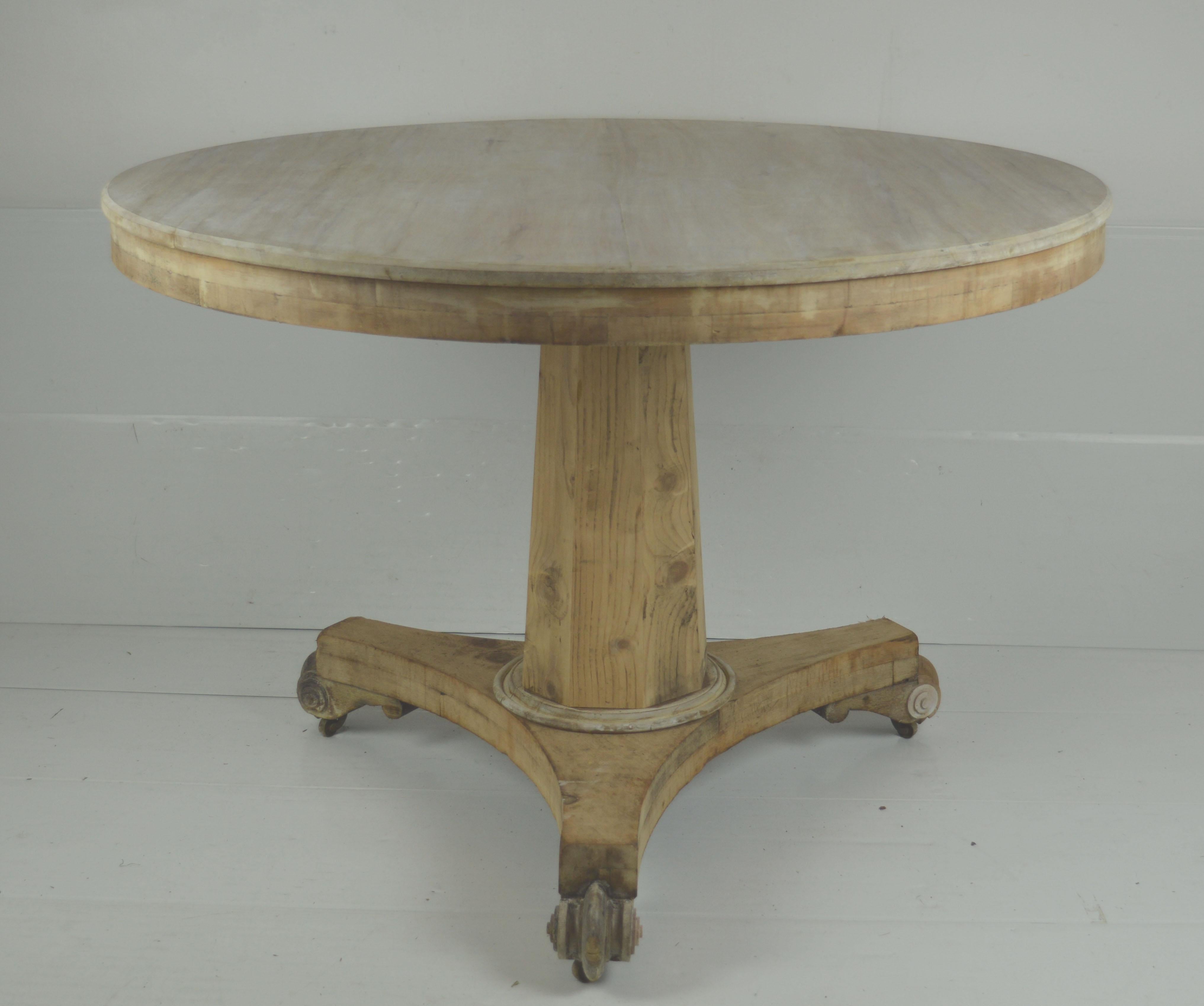 Fabulous round table. Made from bleached Honduras mahogany and pine

I particularly like the simplicity of this table .

Beautifully figured top. 

On the original castors. 

I have chosen not to lacquer or wax the table.

Free