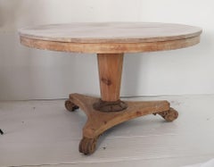 Large Antique Round Bleached Mahogany and Pine Table in Palladian Style