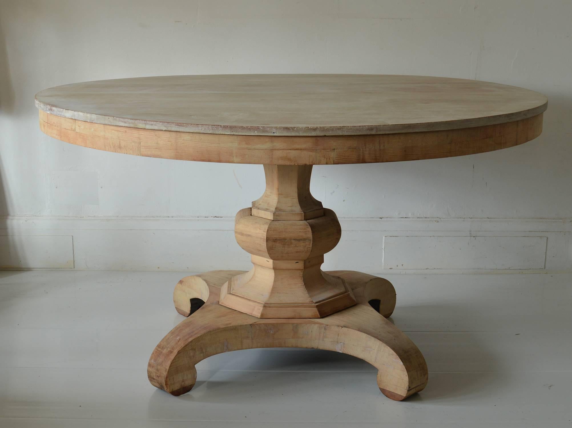 English Large Antique Round Bleached Mahogany and Pine Table in Palladian Style