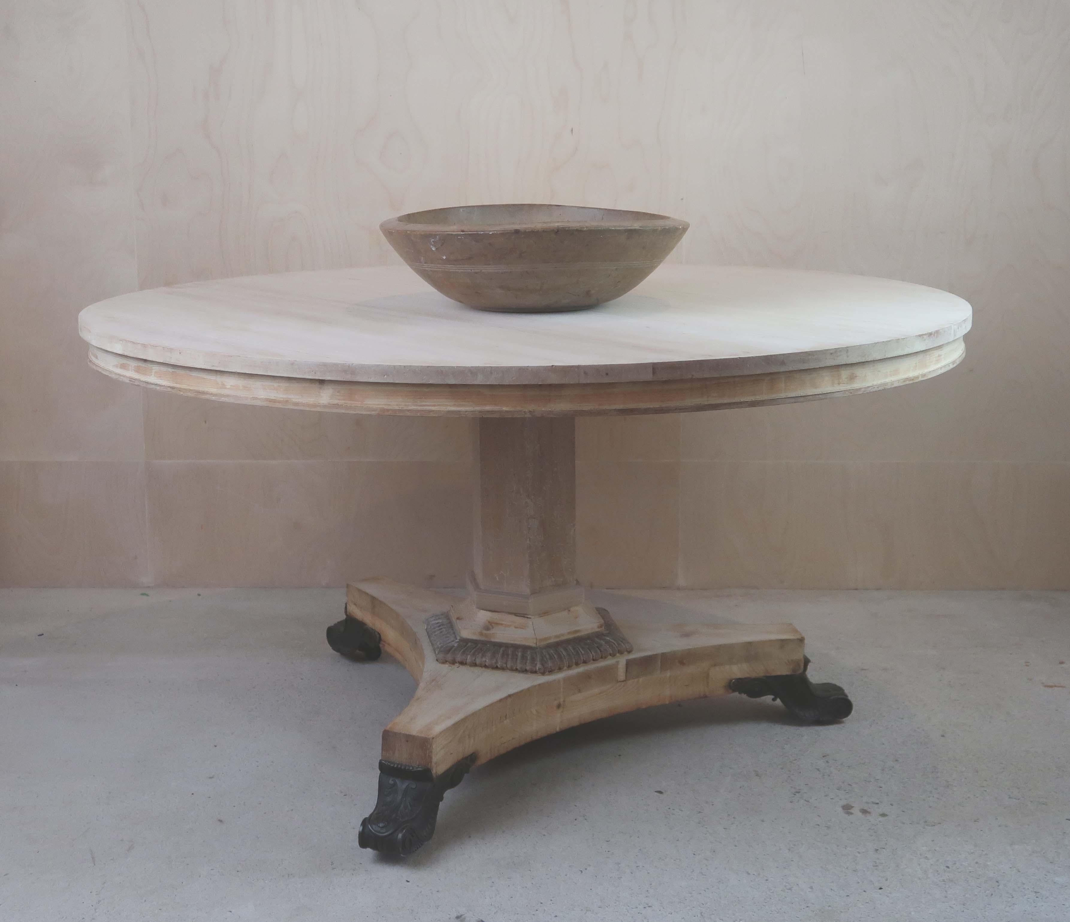Large Antique Round Bleached Table in Palladian Style. English C.1835 In Good Condition For Sale In St Annes, Lancashire