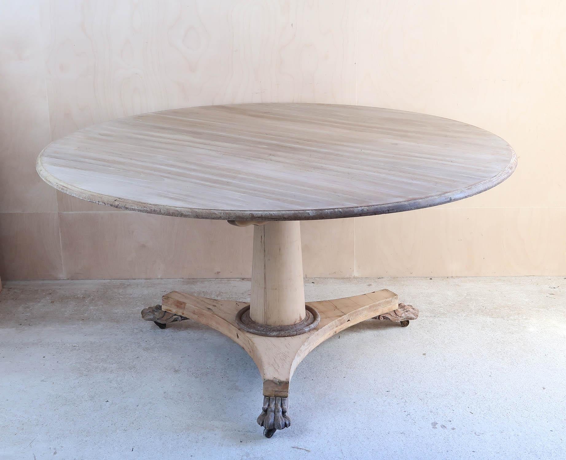 Großer antiker runder gebleichter Tisch im palladianischen Stil. Englisch C.1835 (Holz) im Angebot