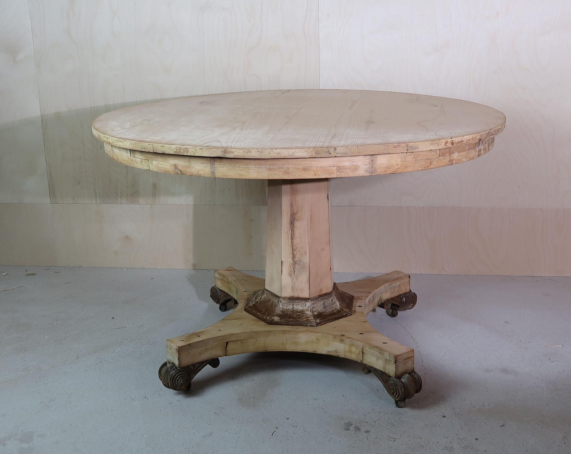 English Large Antique Round Pine Table in Palladian Style, C.1835