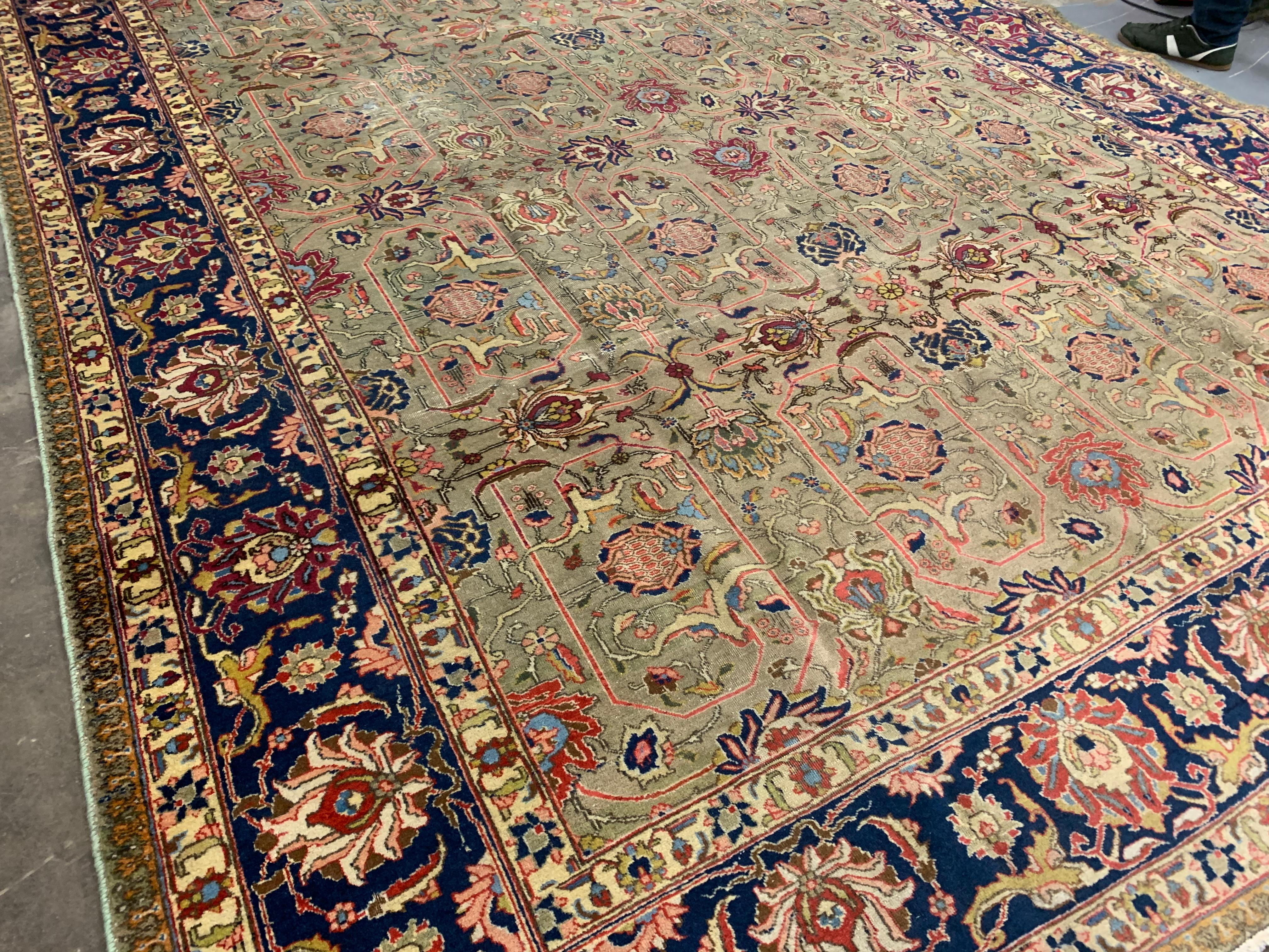 Large Antique Rug Floral Handwoven Oriental Olive Green Wool Area Carpet In Excellent Condition For Sale In Hampshire, GB
