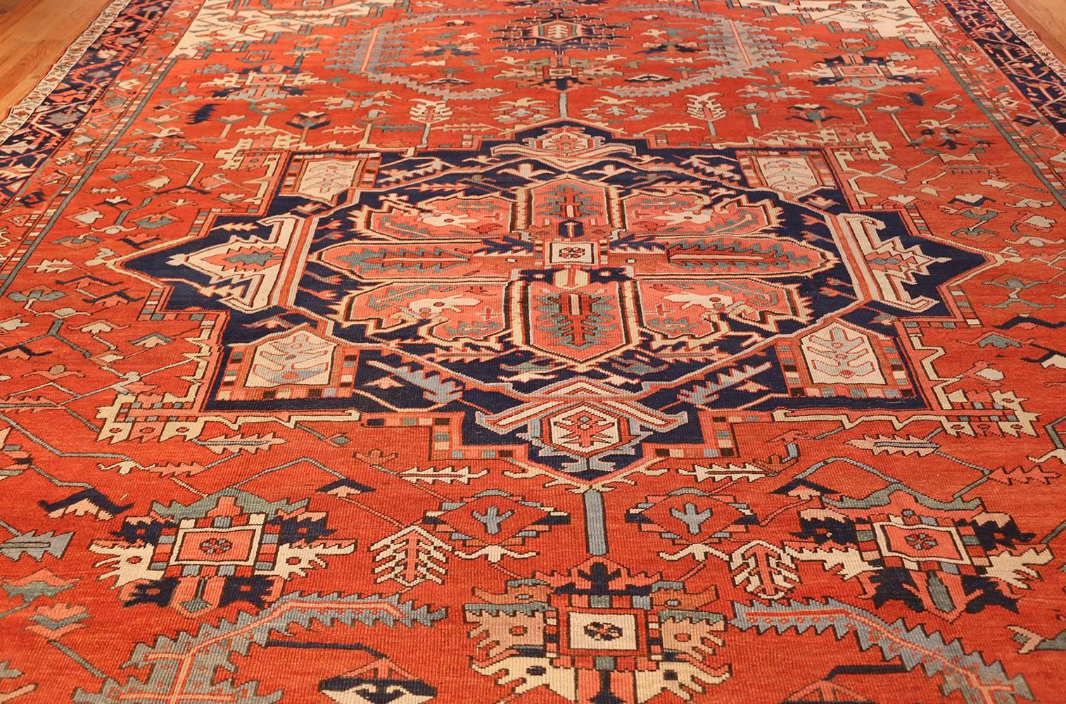 Wool Antique Serapi Persian Rug. Size:  11 ft x 16 ft 3 in  For Sale