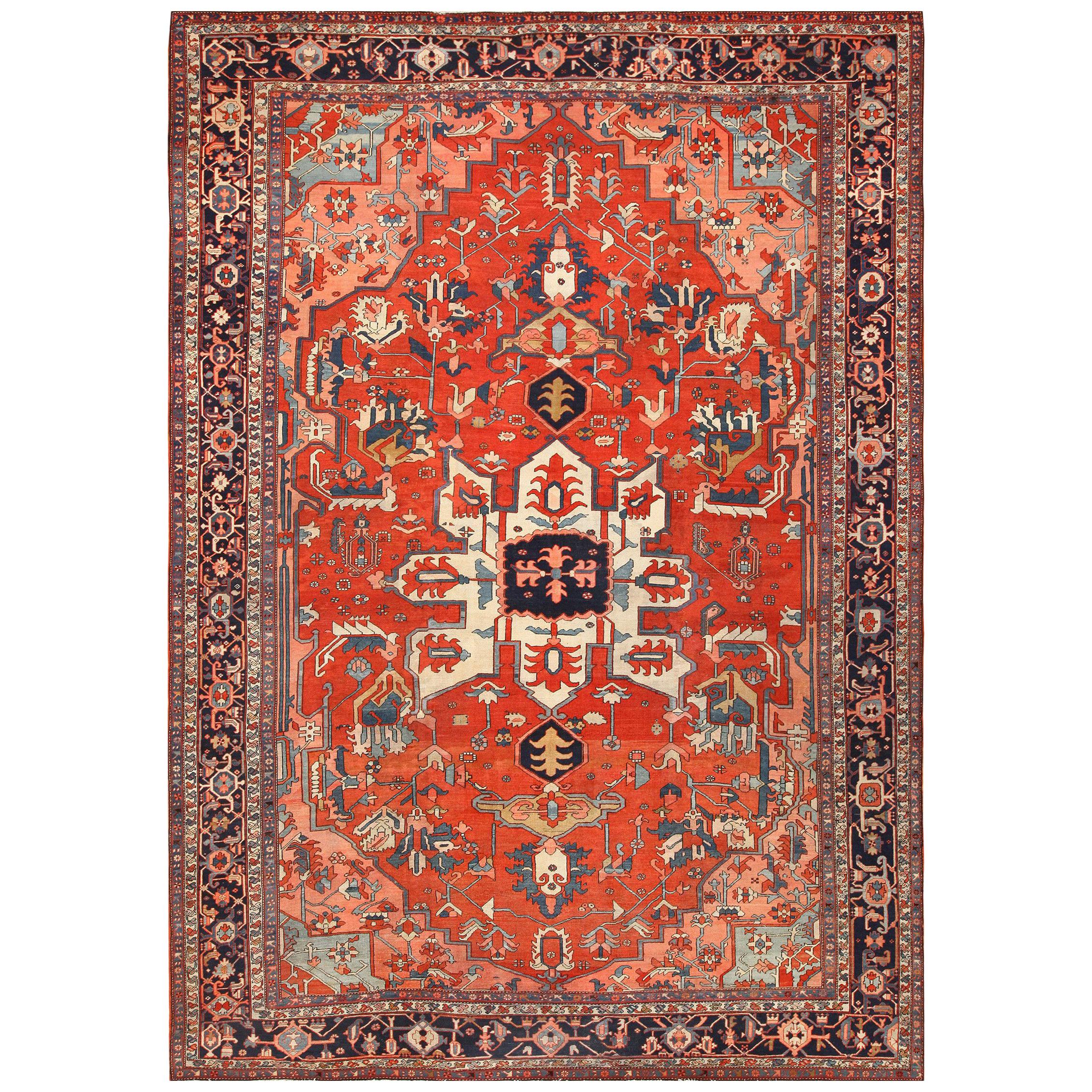 Antique Serapi Persian Rug. Size: 12 ft x 17 ft 6 in For Sale