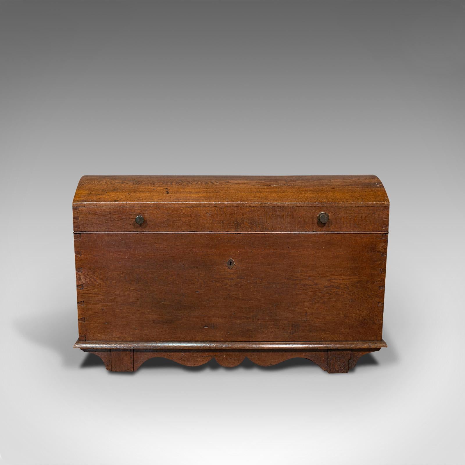 British Large Antique Shipping Chest, English, Oak, Carriage Trunk, Georgian, circa 1800 For Sale