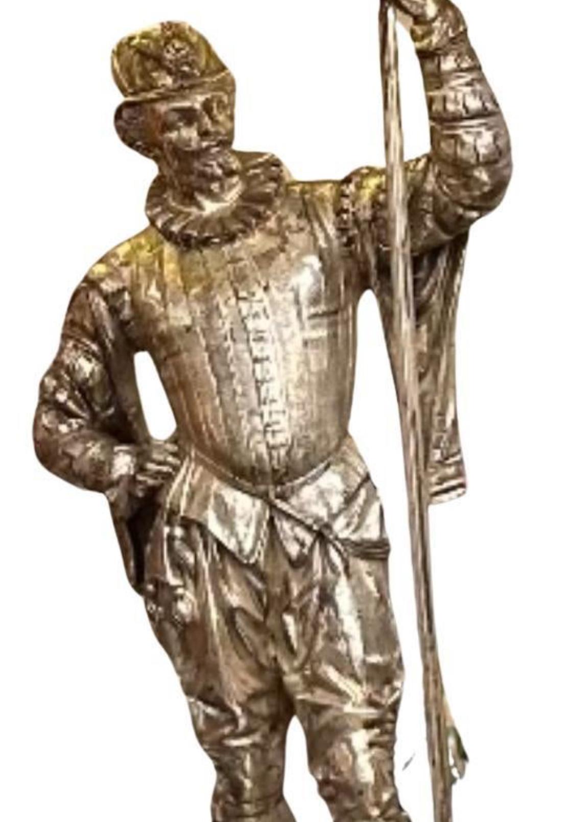 Gran Lámpara de Sobremesa Figurada Conquistador Antigua de Plata sobre Bronce en Bueno estado para la venta en LOS ANGELES, CA