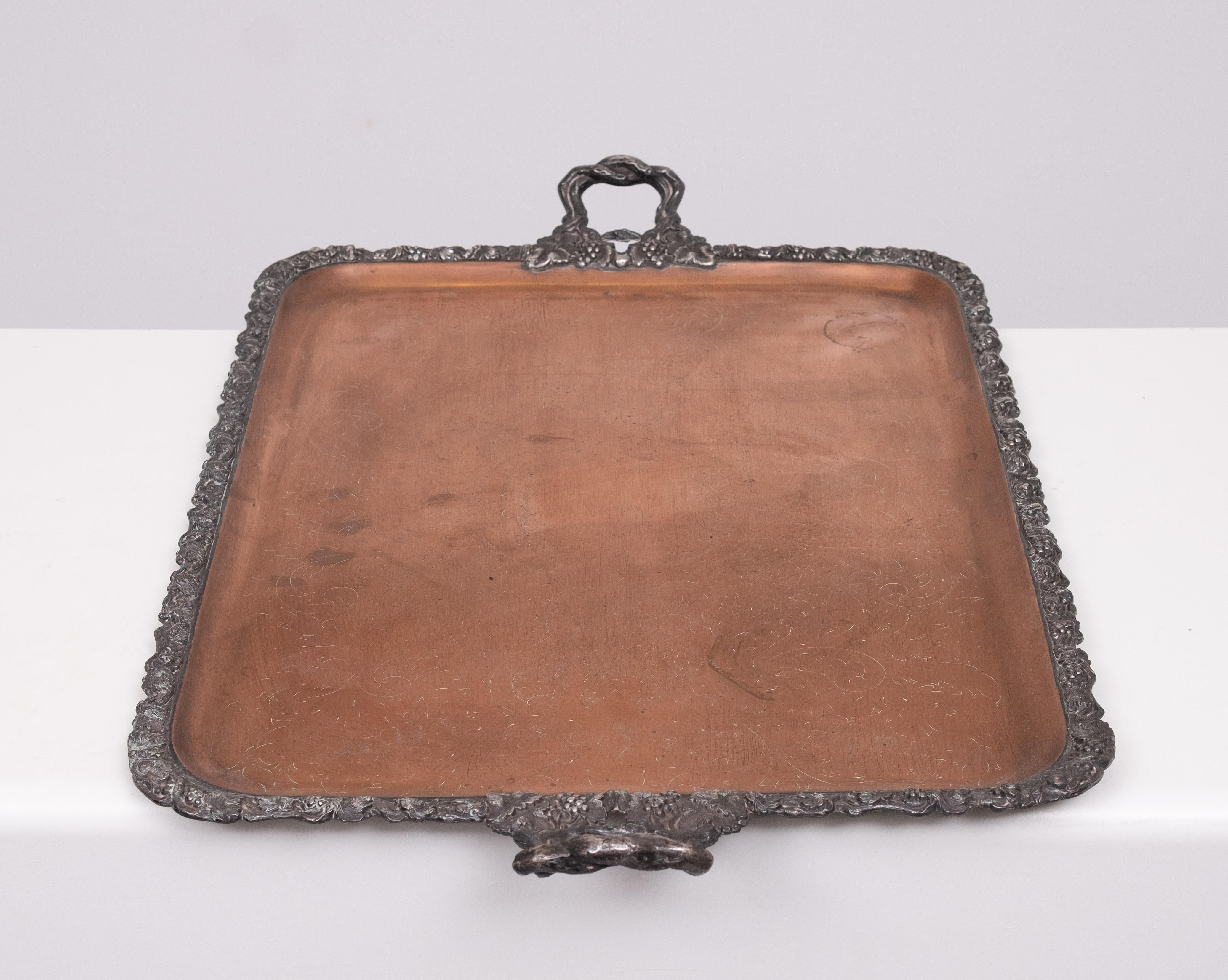 Bandeja de servir grande y antigua chapada en plata sobre cobre  Francia Chapado en plata en venta