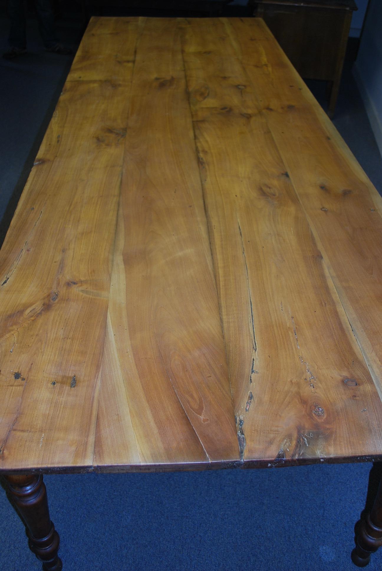 A very good quality solid cherry wood farmhouse table standing on good quality turned legs with a drawer at either end. A very good genuine example with great color and patination original height and plenty wide enough for dining at. A very good
