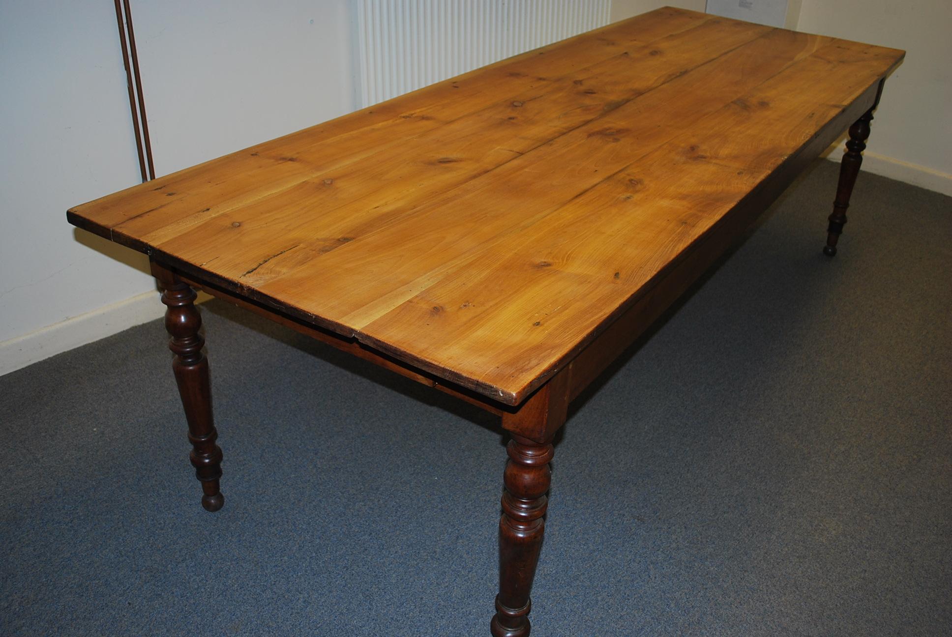 Large antique solid cherry wood French Farmhouse/ Kitchen / dining Table (Kirsche) im Angebot