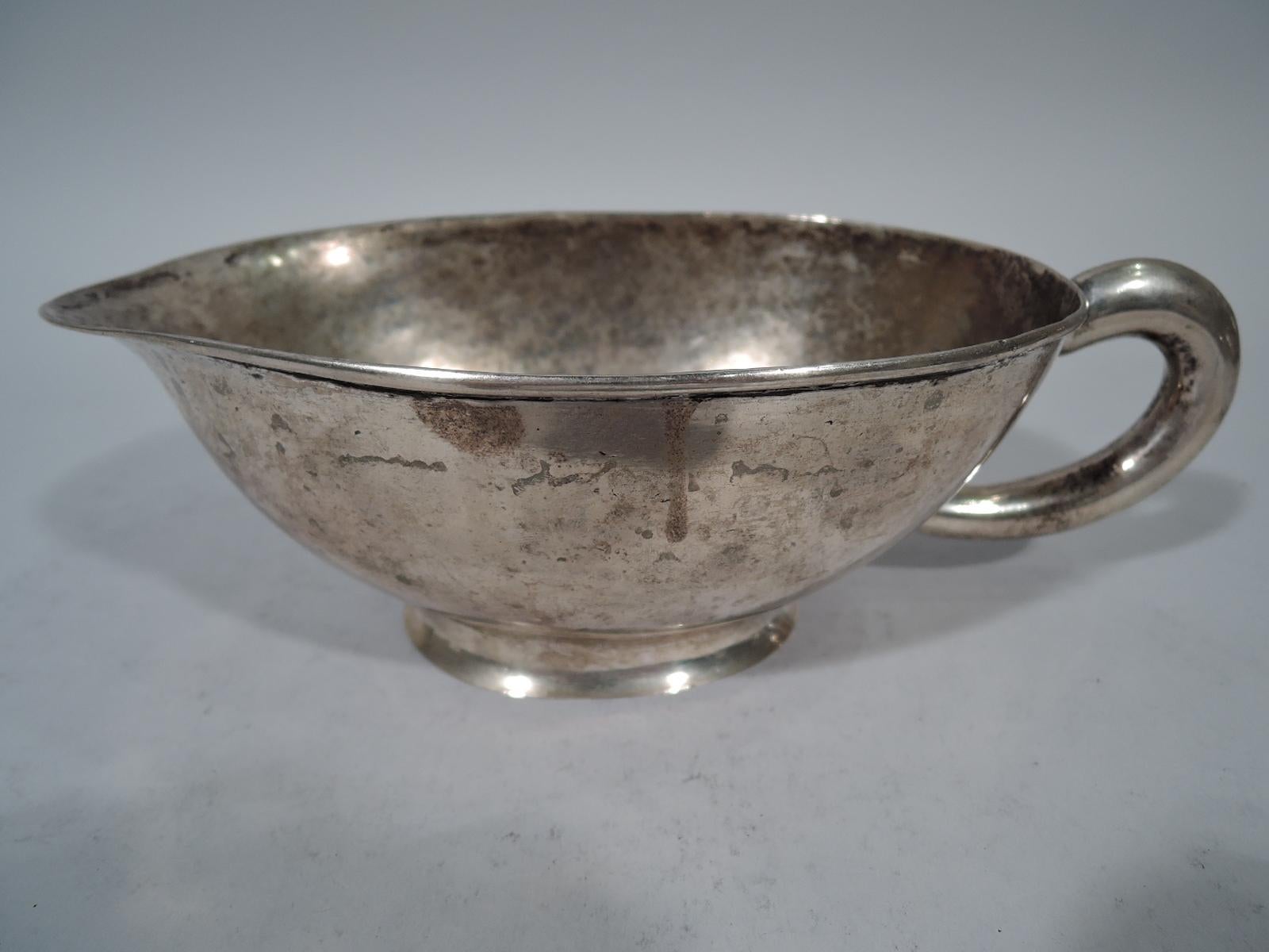 Large Antique South American Silver Gravy Boat In Good Condition In New York, NY