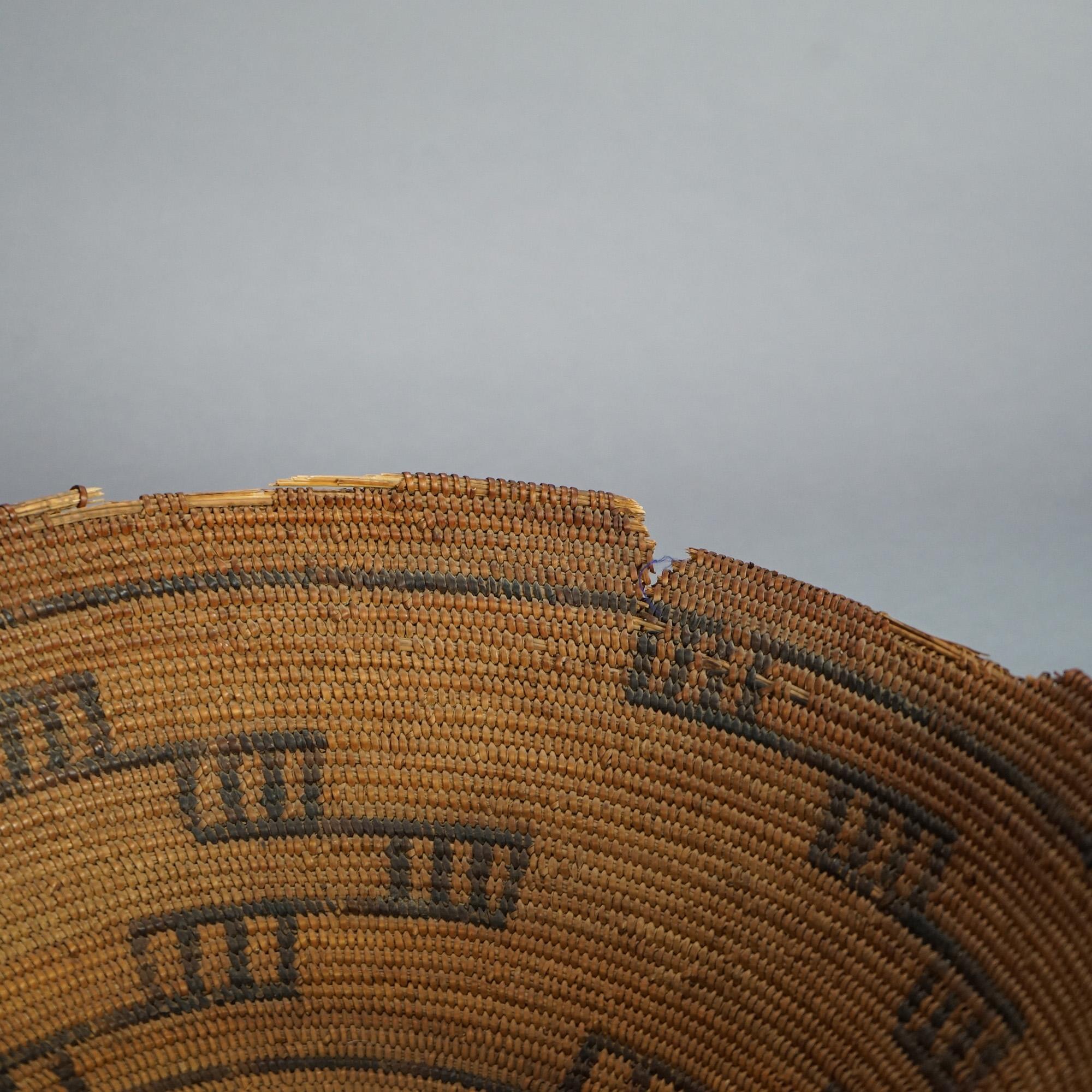 Large Antique Southwestern Navajo Decorated Woven Basket with Symbols C1910 In Good Condition For Sale In Big Flats, NY
