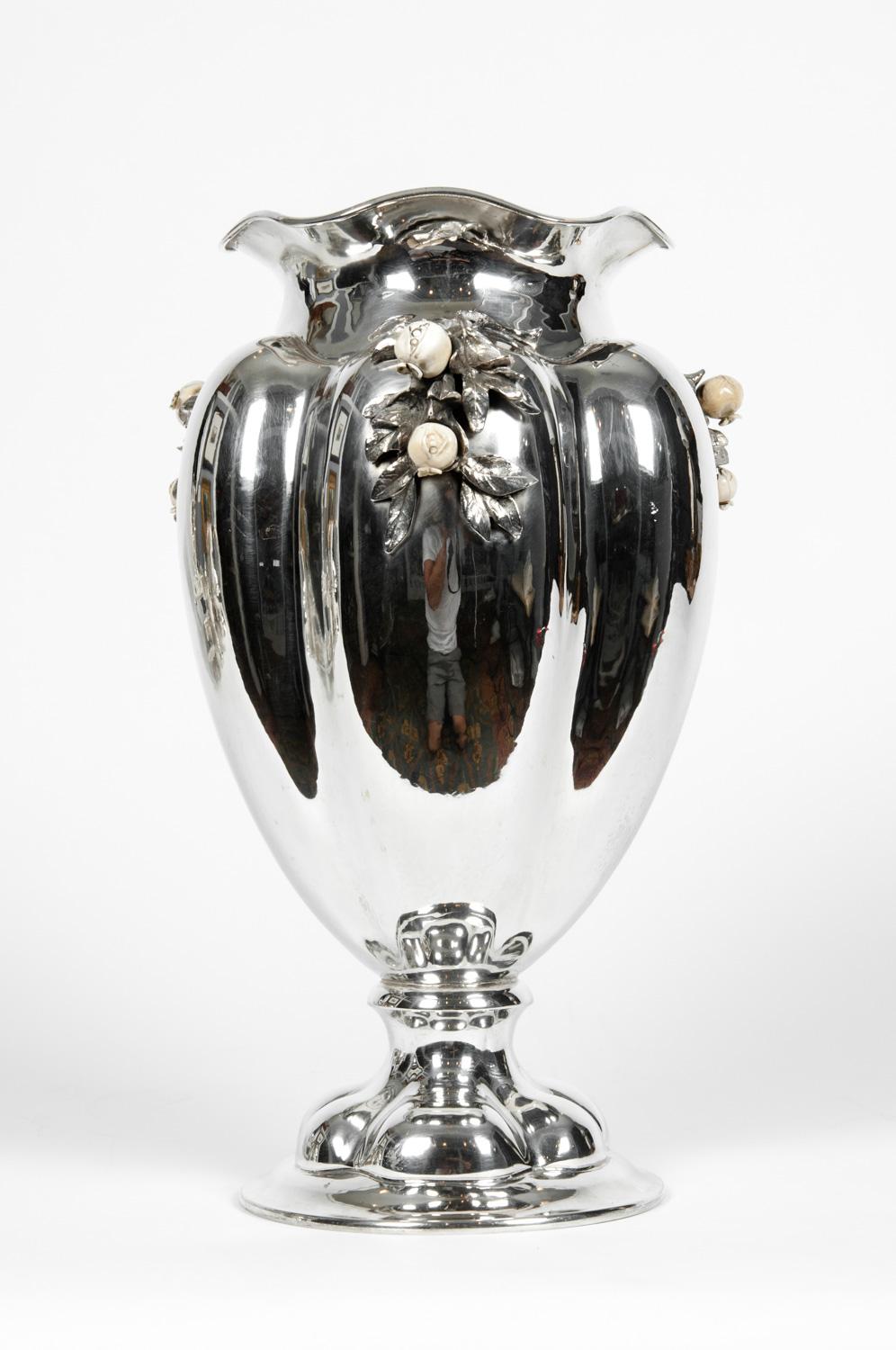 Large Antique Sterling Silver Centrepiece / Flower Vase 1