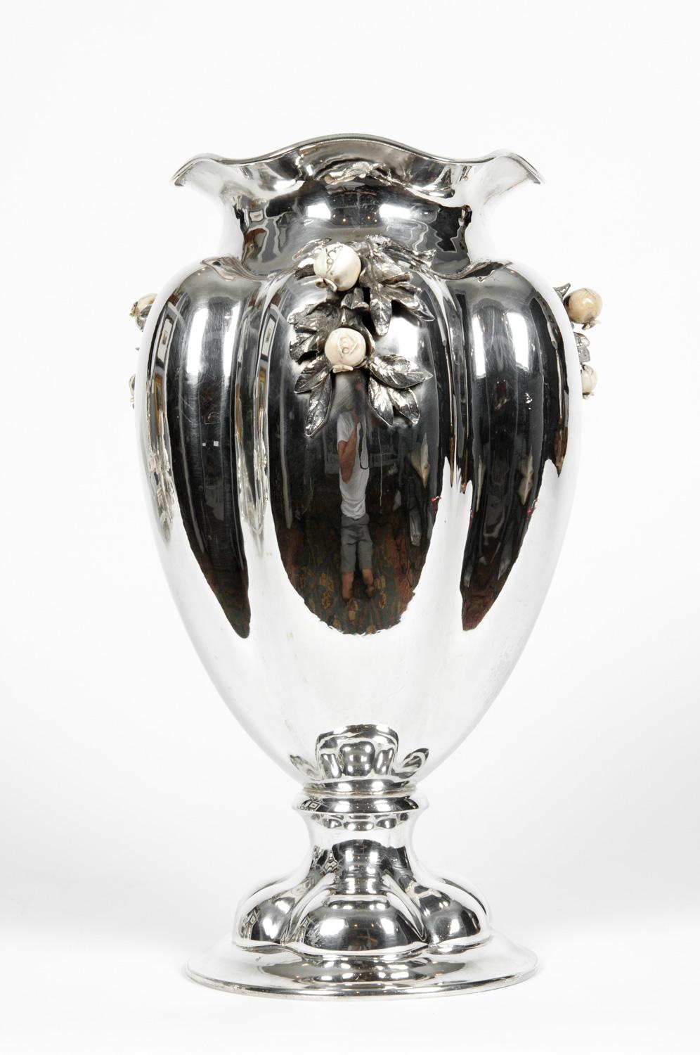Large Antique Sterling Silver Centrepiece / Flower Vase 2